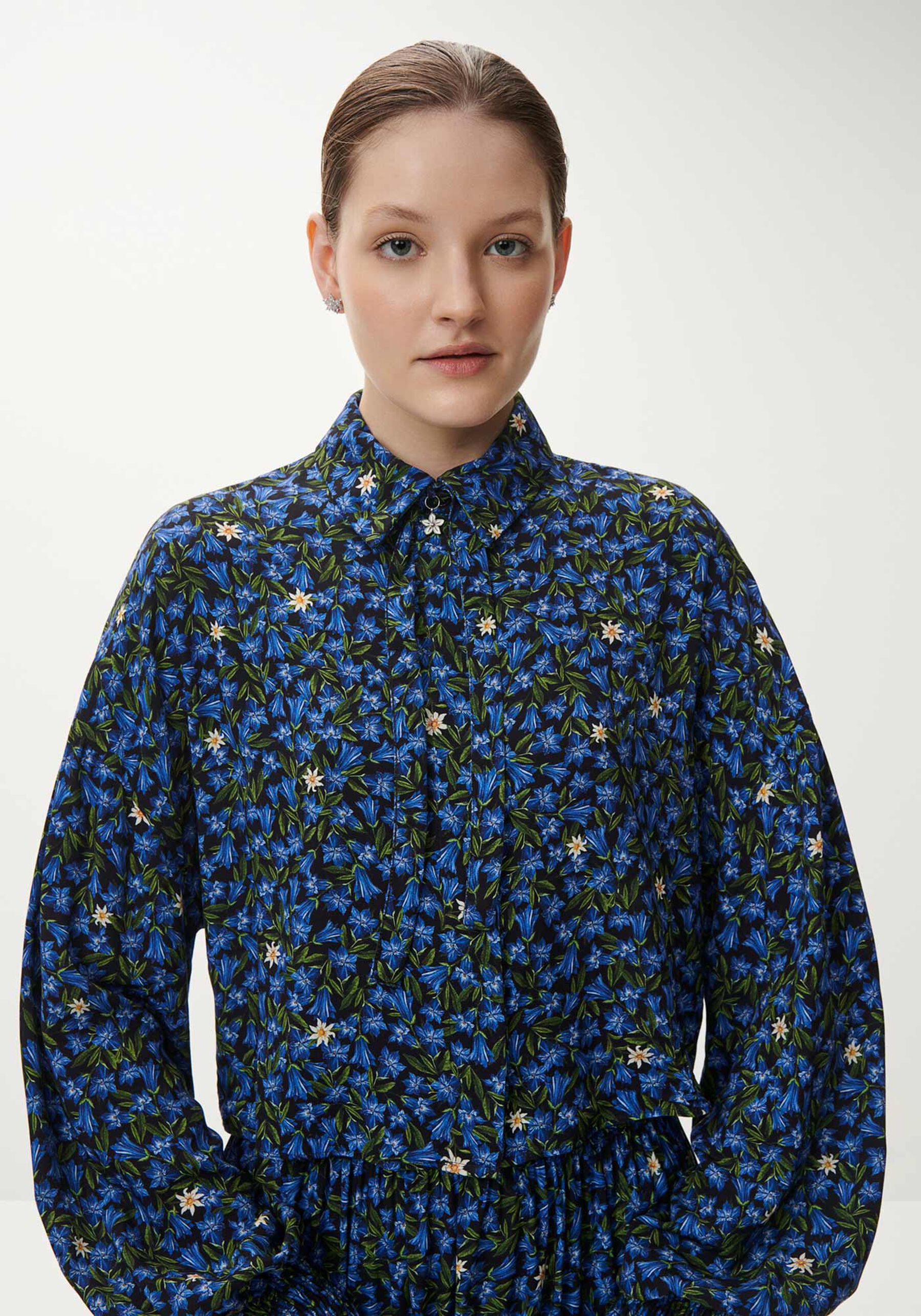 Camisa Cropped Manga Longa Estampada, . Camisa Cropped Manga Longa Estampada, , large.