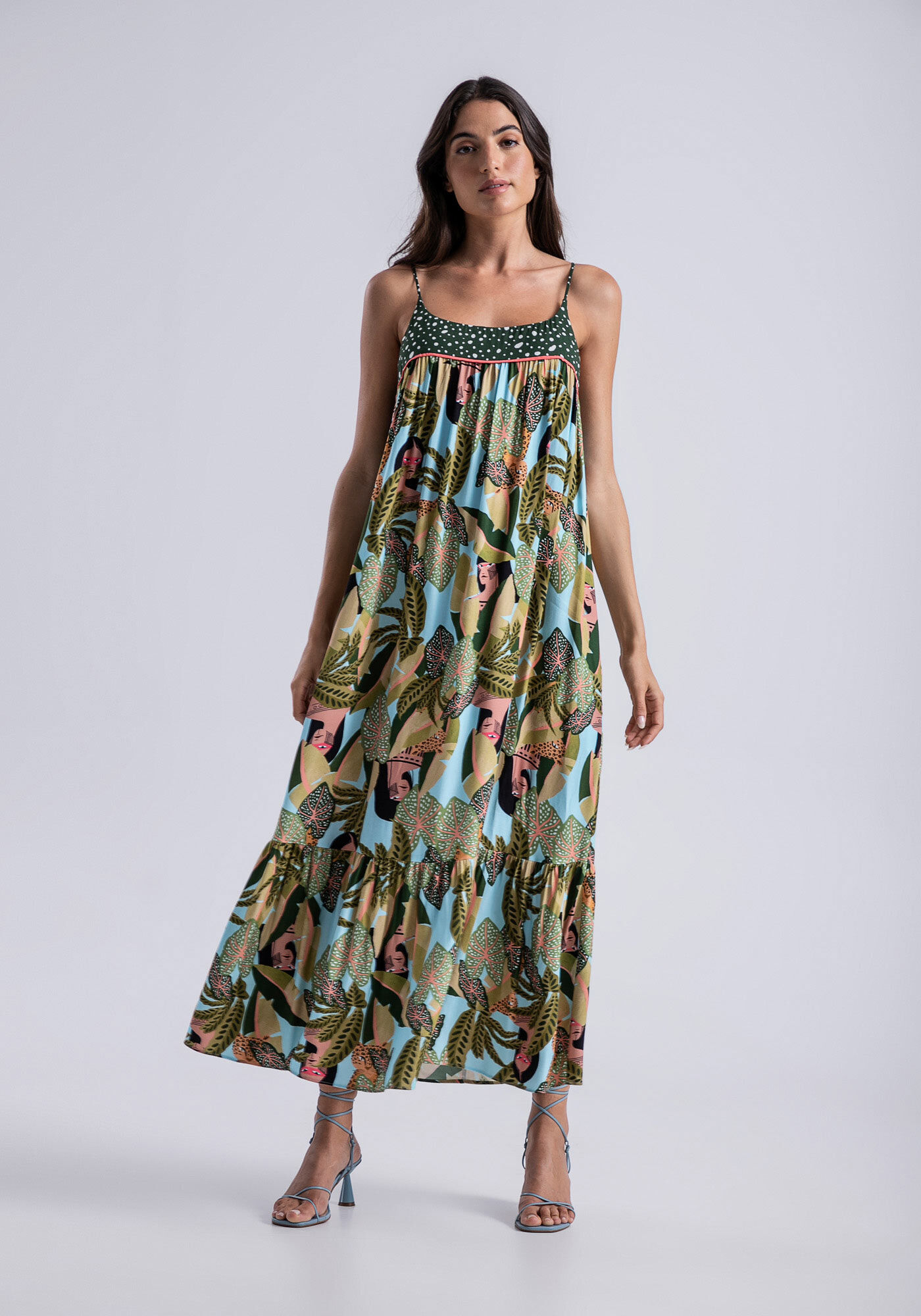 Vestido Midi Amplo em Viscose com Recorte Decote, , large.