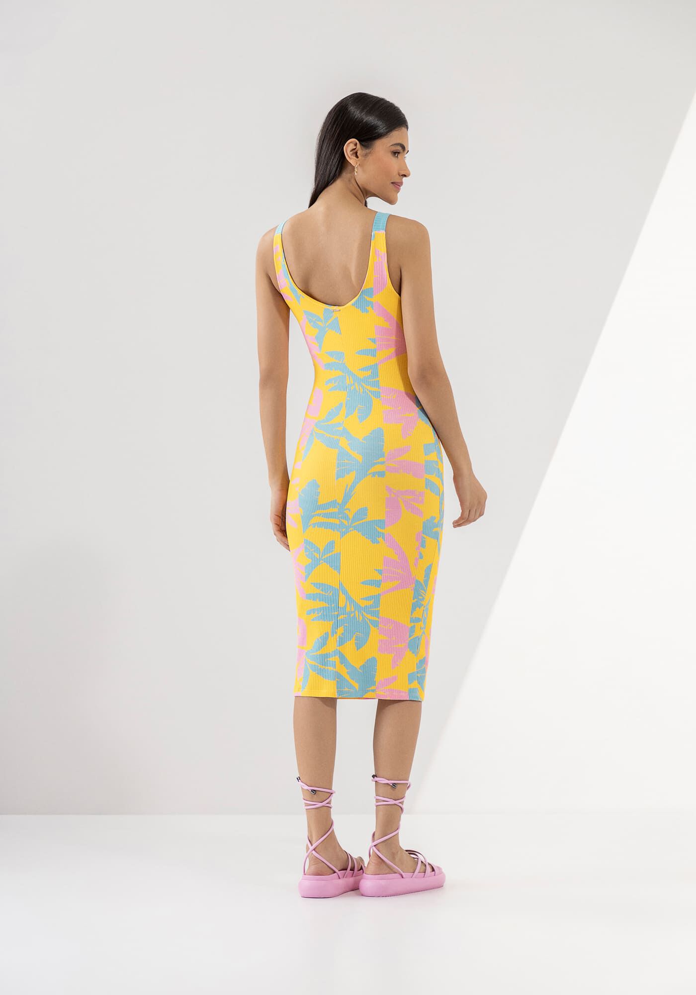 Vestido Midi Canelado Estampado com Decote V, , large.