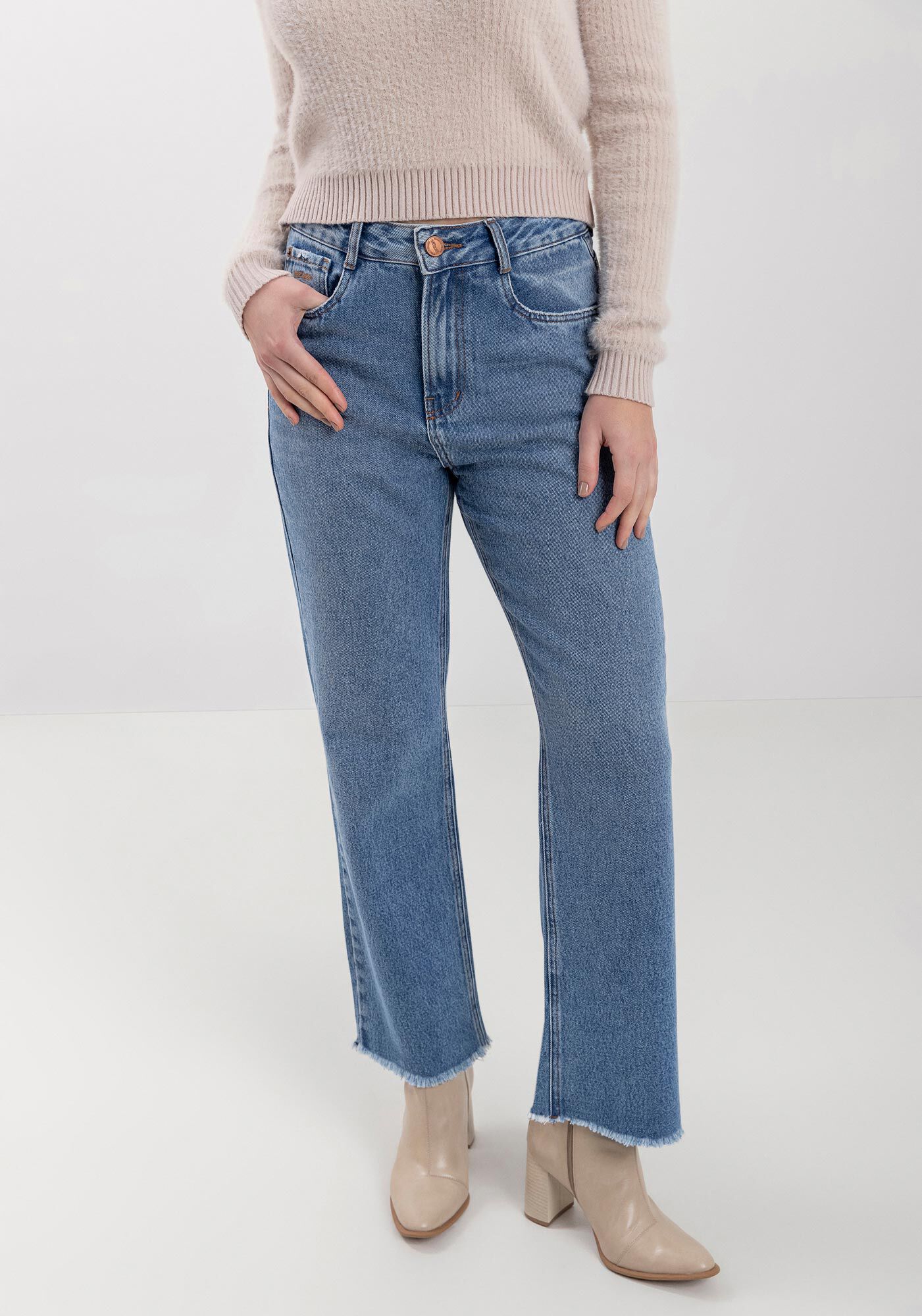 Cal&ccedil;a Jeans Reta Curta Com Cintura M&eacute;dia E Barra Desfiada, JEANS, large.