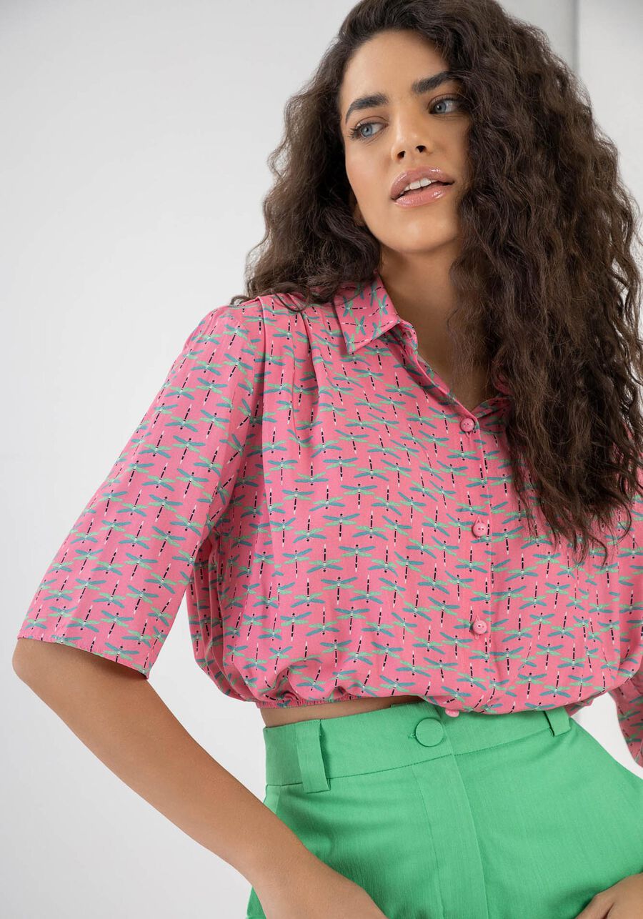 Camisa Cropped em Viscose com Elástico Barra, ESCARLATE. Camisa Cropped em Viscose com Elástico Barra, ESCARLATE, large.