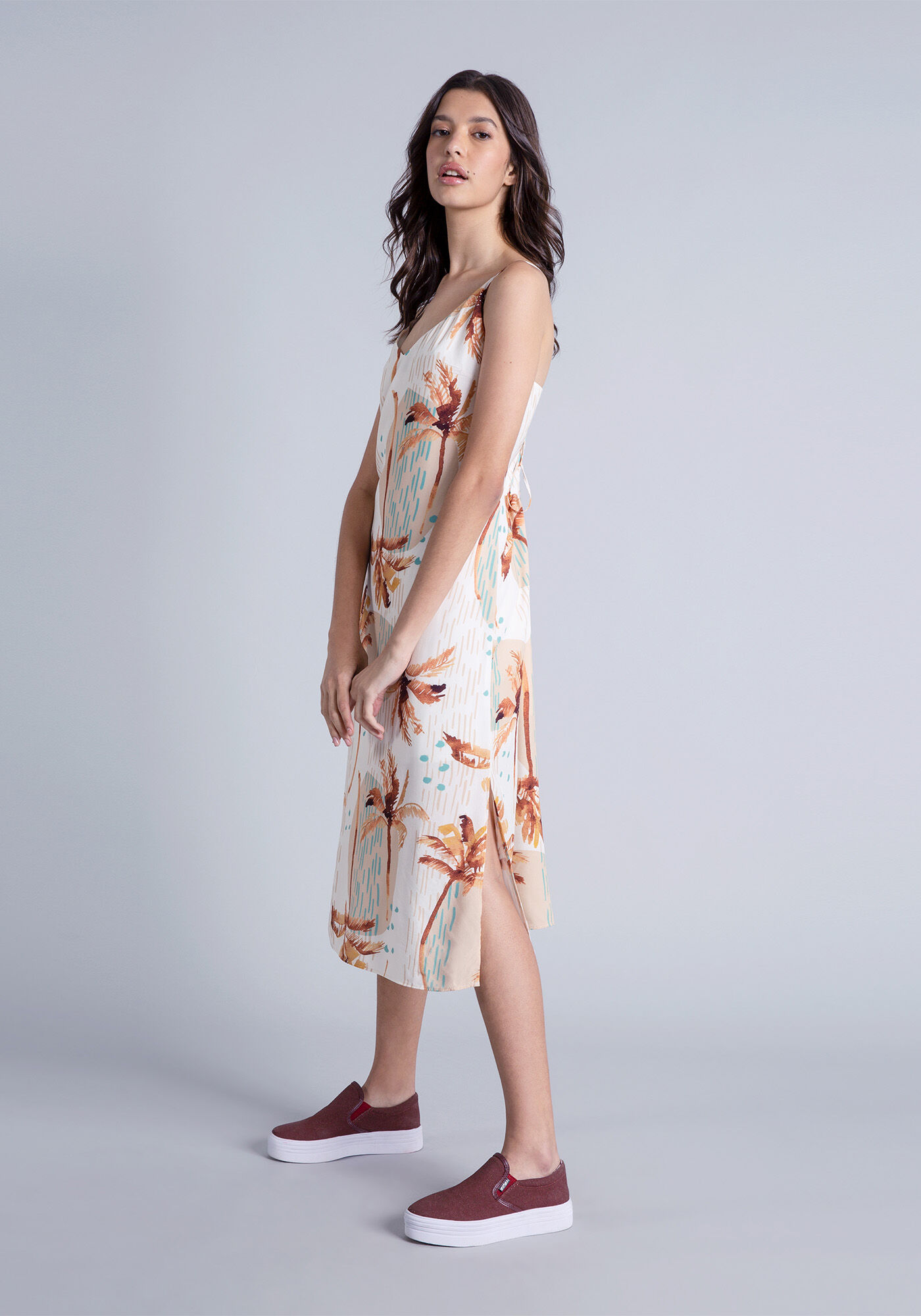 Vestido com Al&ccedil;as M&iacute;di Estampa, , large.