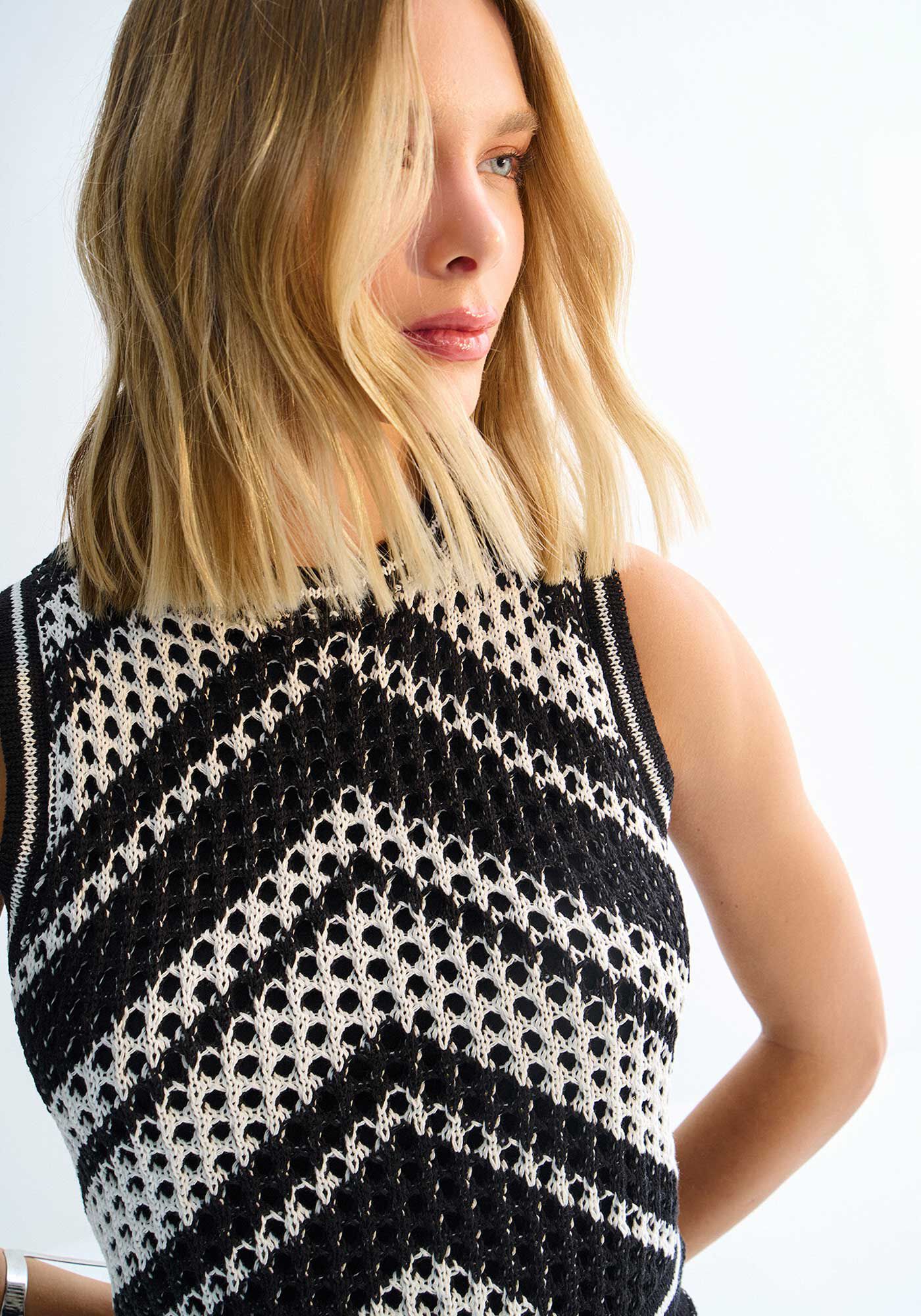 Blusa Cropped em Tric&ocirc; Bicolor, PRETO REATIVO, large.