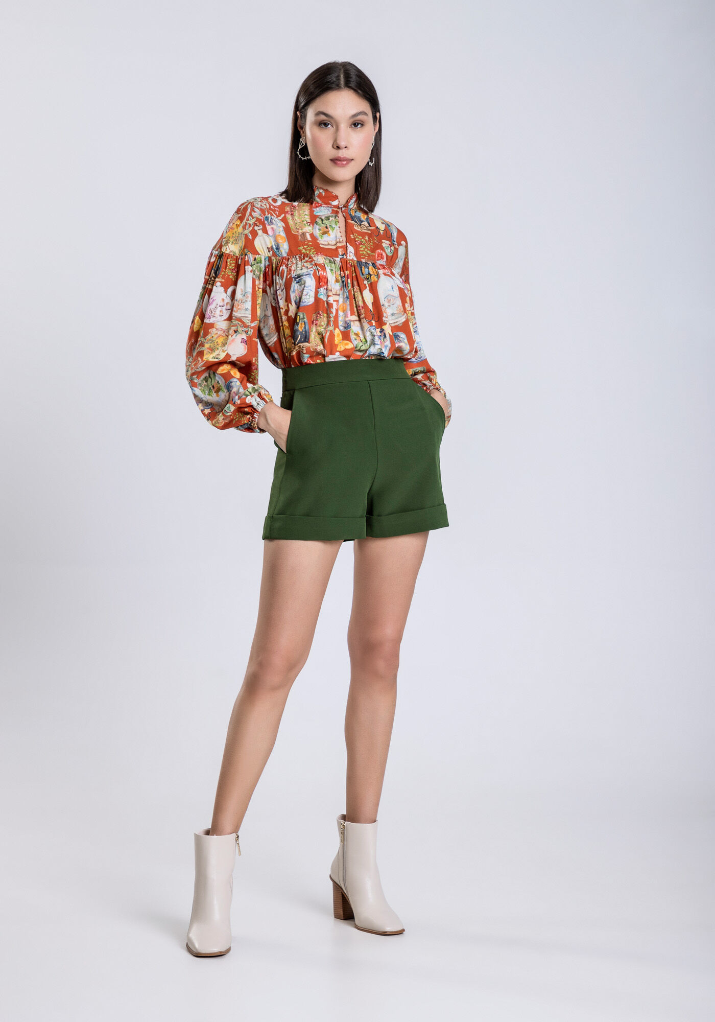 Blusa Manga Longa em Viscose Detalhe Decote, , large.