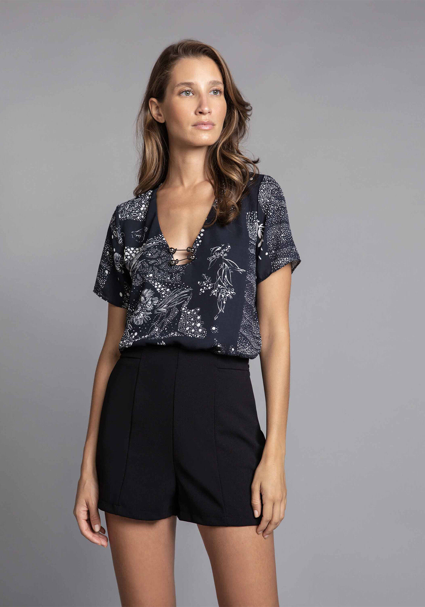 Blusa Piercing Estampa Honeycomb, , large.