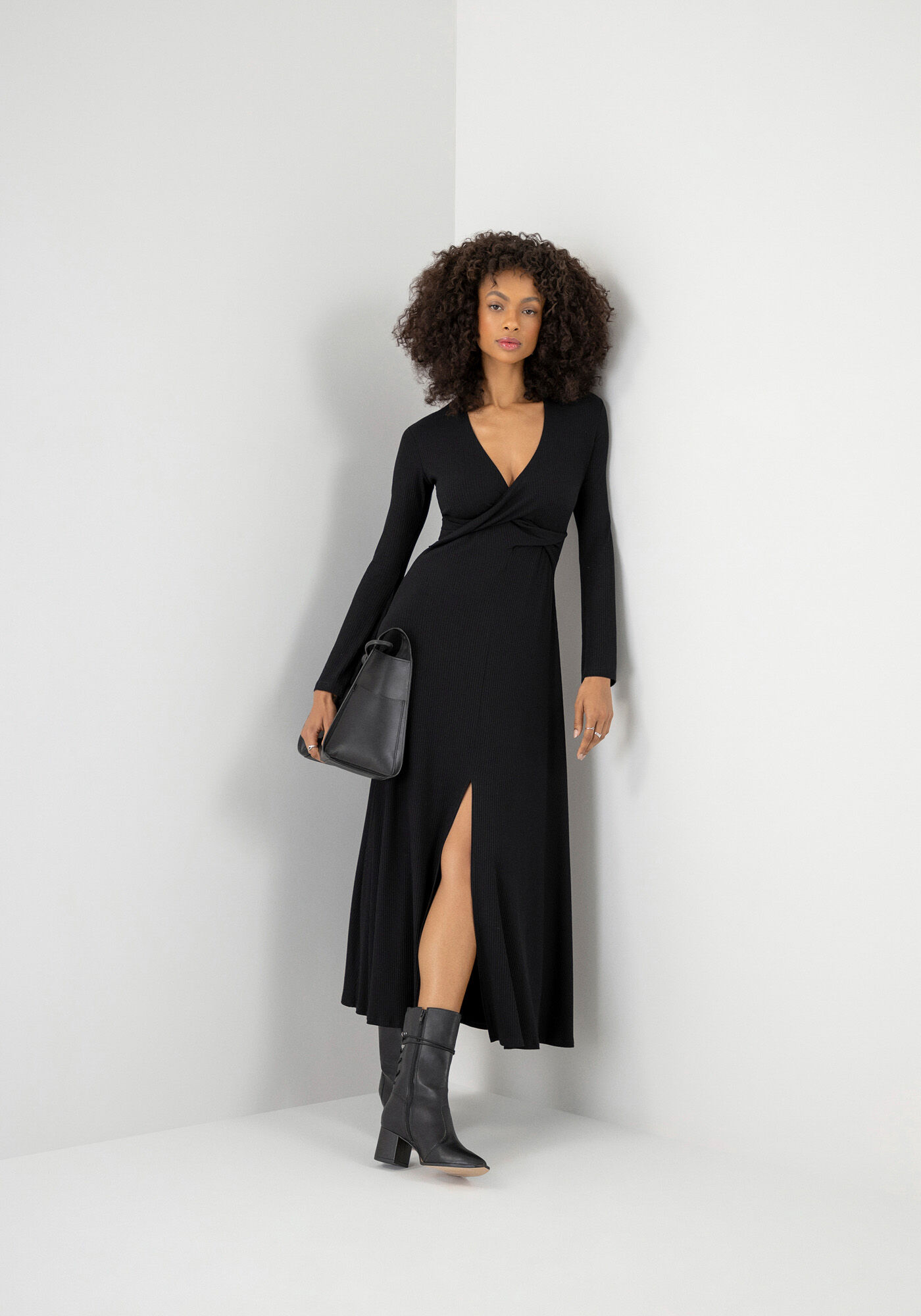 Vestido Midi Manga Longa com Tor&ccedil;&atilde;o Decote, , large.