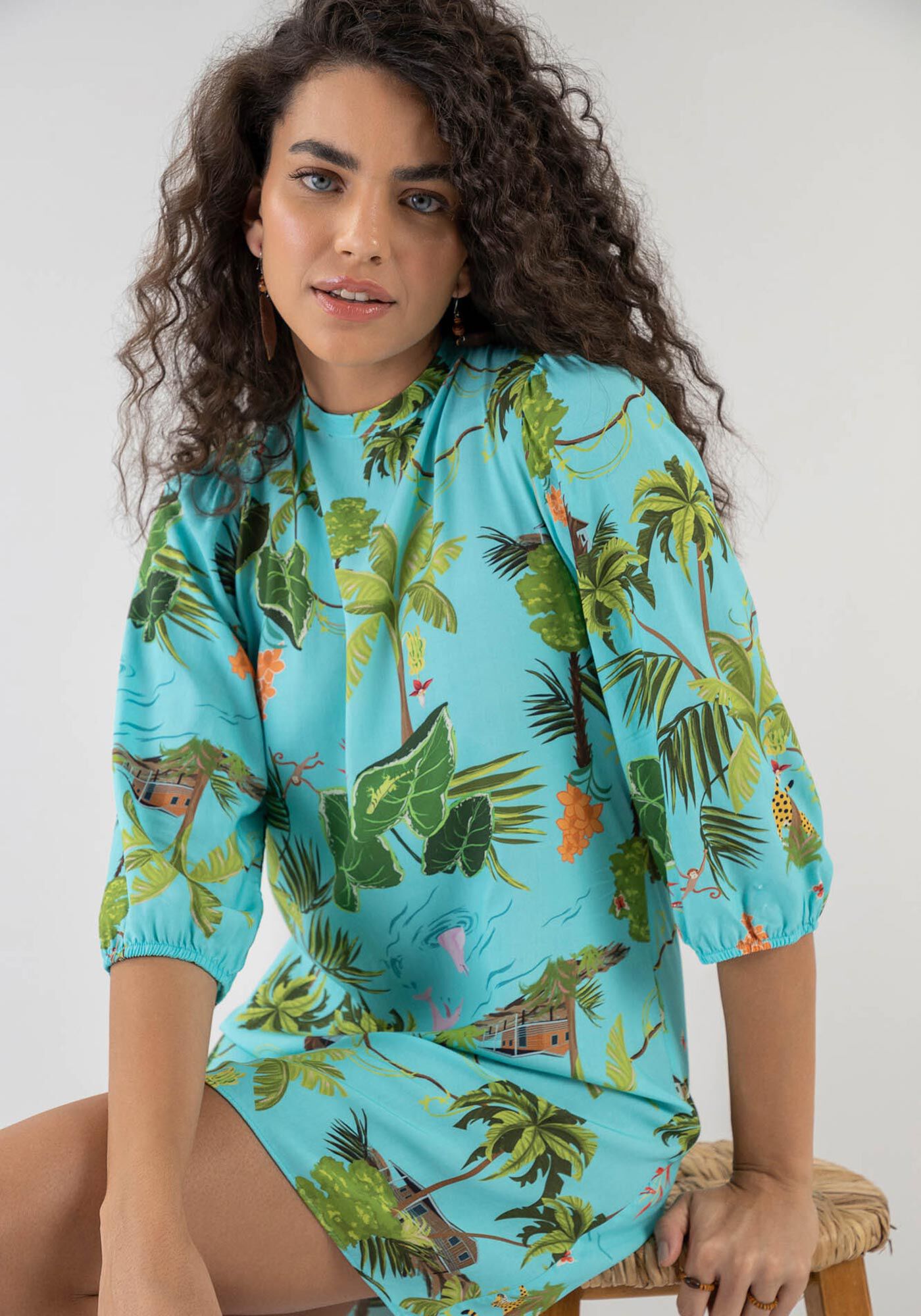 Vestido Curto Manga 3/4 em Viscose Estampado, , large.