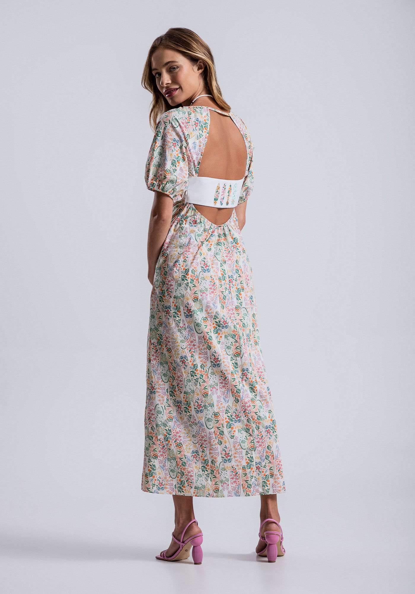 Vestido Midi em Tecido Atlanta com Recorte Costas, , large.