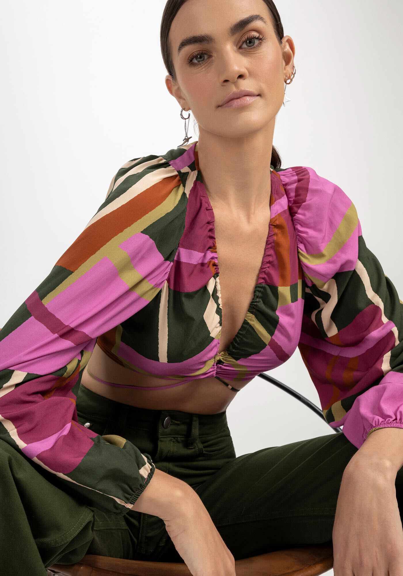 Blusa Manga Longa em Viscose com Amarra&ccedil;&atilde;o, , large.