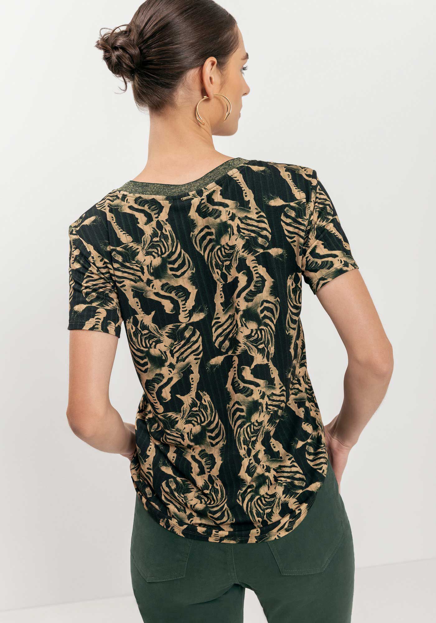 Blusa Estampada Com Mangas Curtas Em Malha De Viscose, , large.