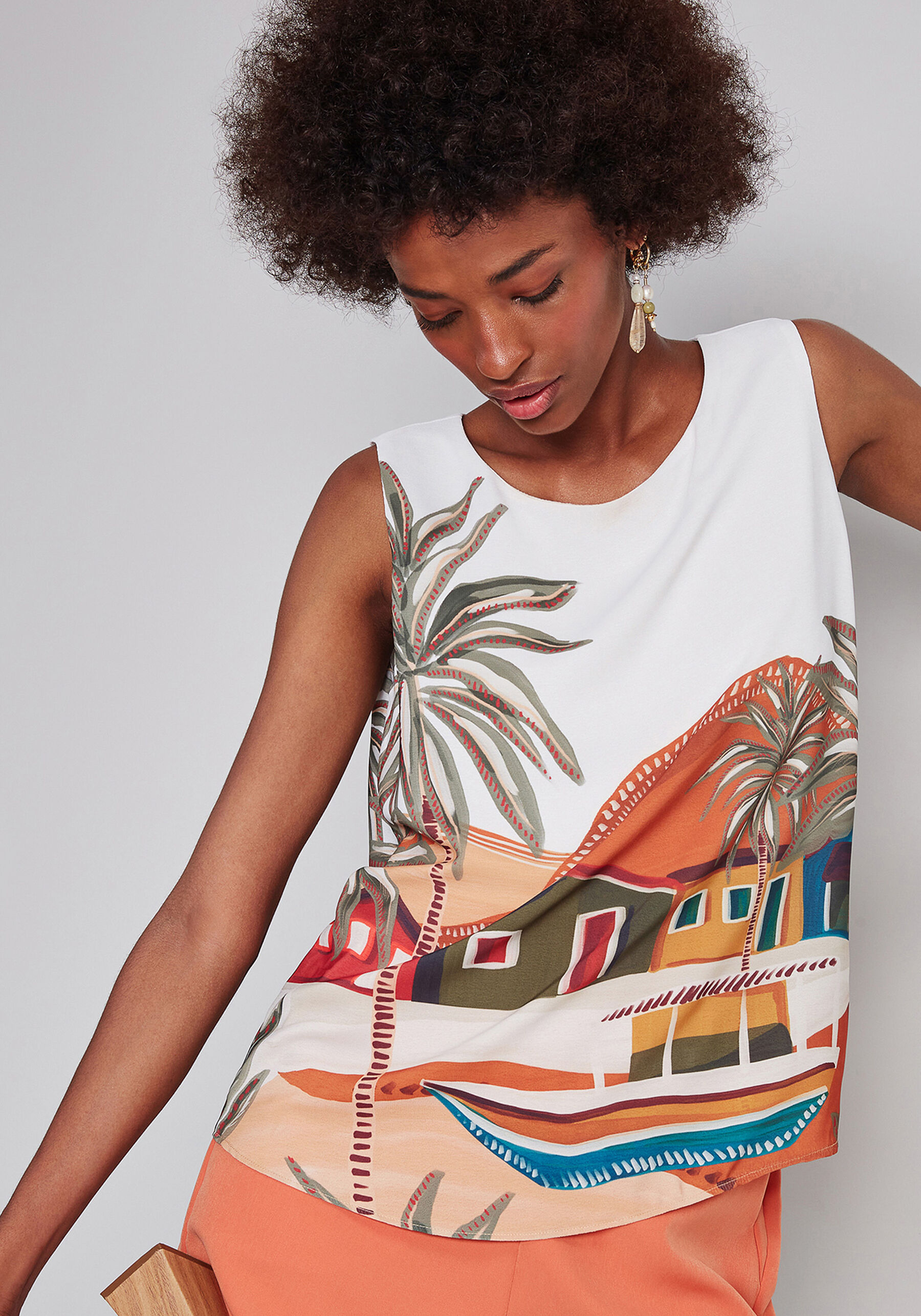 Blusa sem Mangas Estampa, . Blusa sem Mangas Estampa, , large.