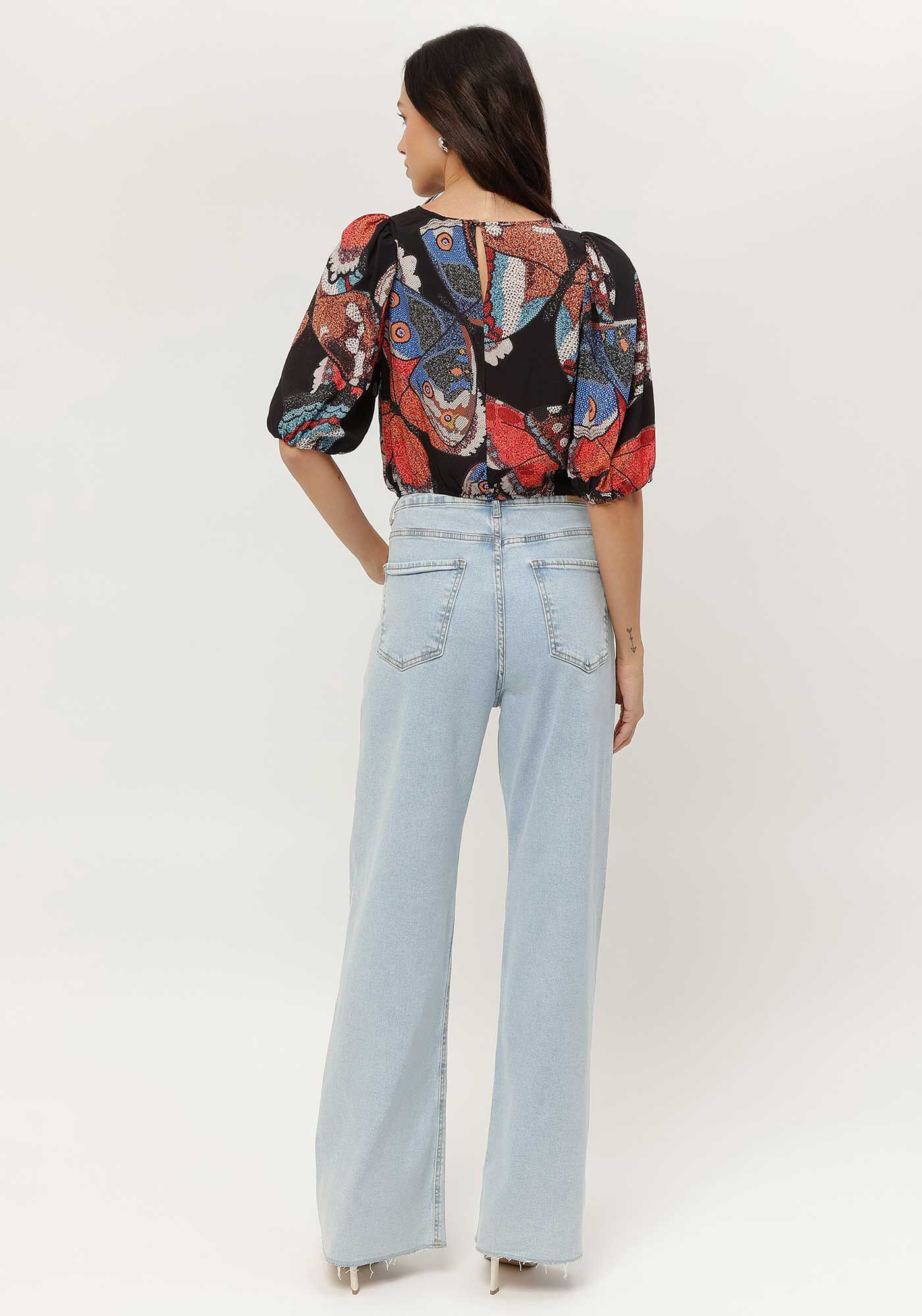 Blusa Balon&ecirc; Cropped em Viscose Estampada, , large.