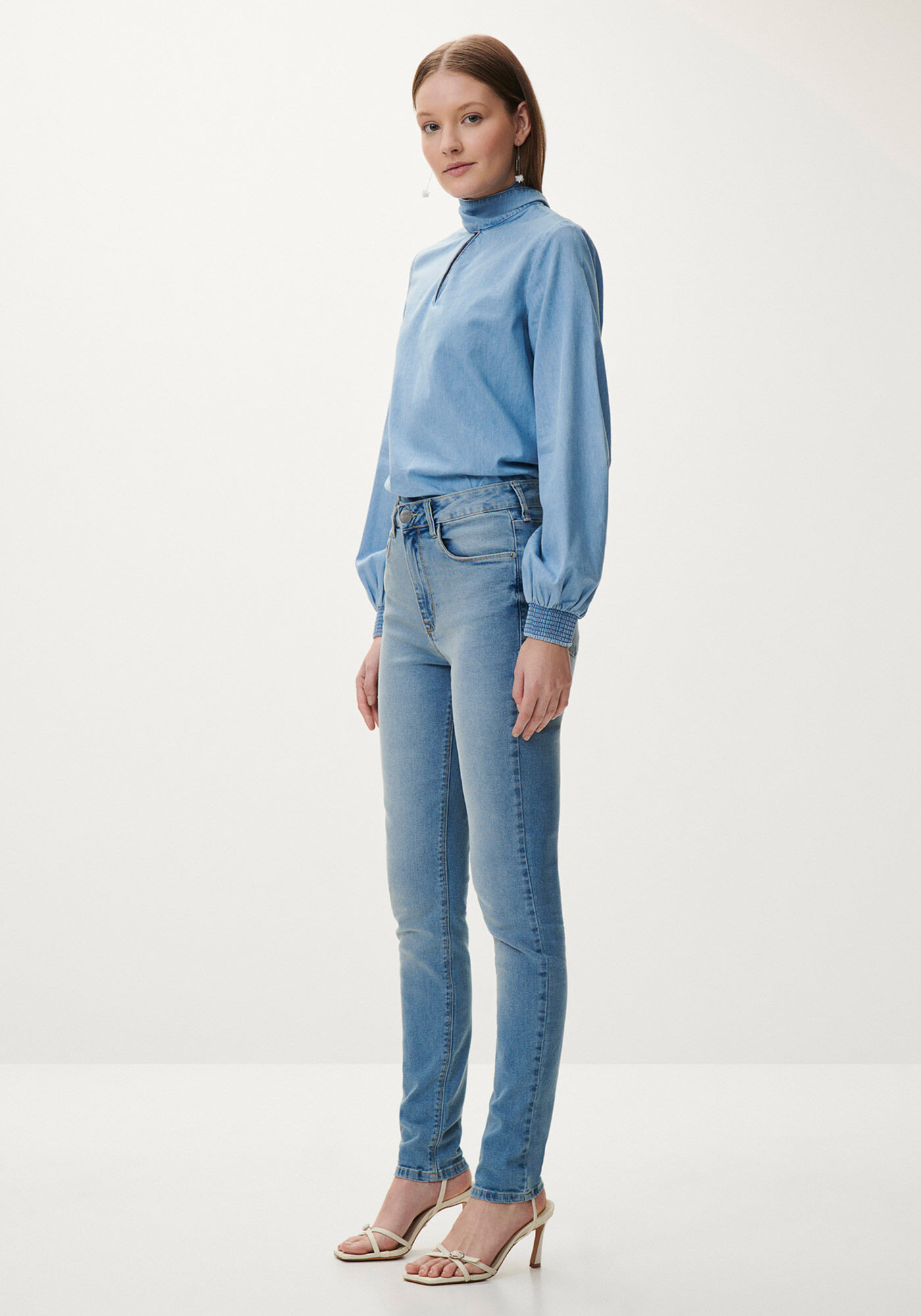 Blusa Jeans Manga Bufante com La&ccedil;o Gola, , large.