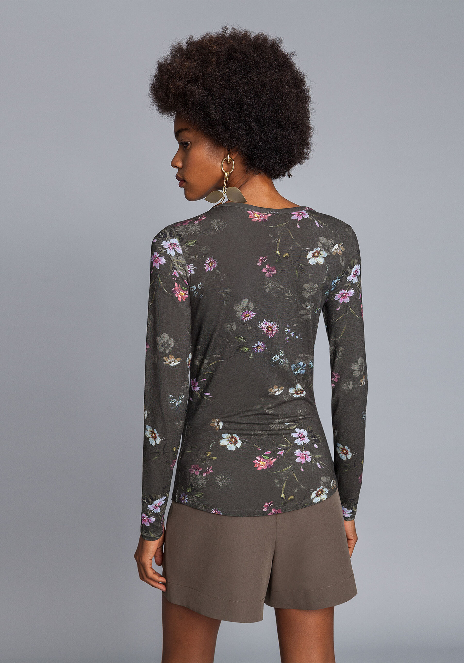 Blusa manga longa em malha, . Blusa manga longa em malha, , large.