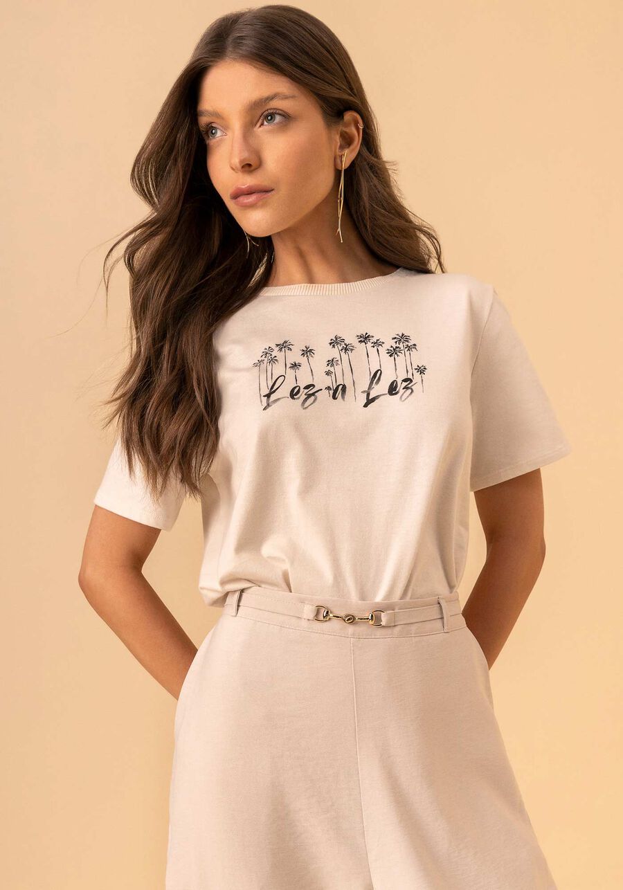 Blusa T-shirt De Mangas Curtas Em Malha Penteada, BEGE ALHAMBRA. Blusa T-shirt De Mangas Curtas Em Malha Penteada, BEGE ALHAMBRA, large.