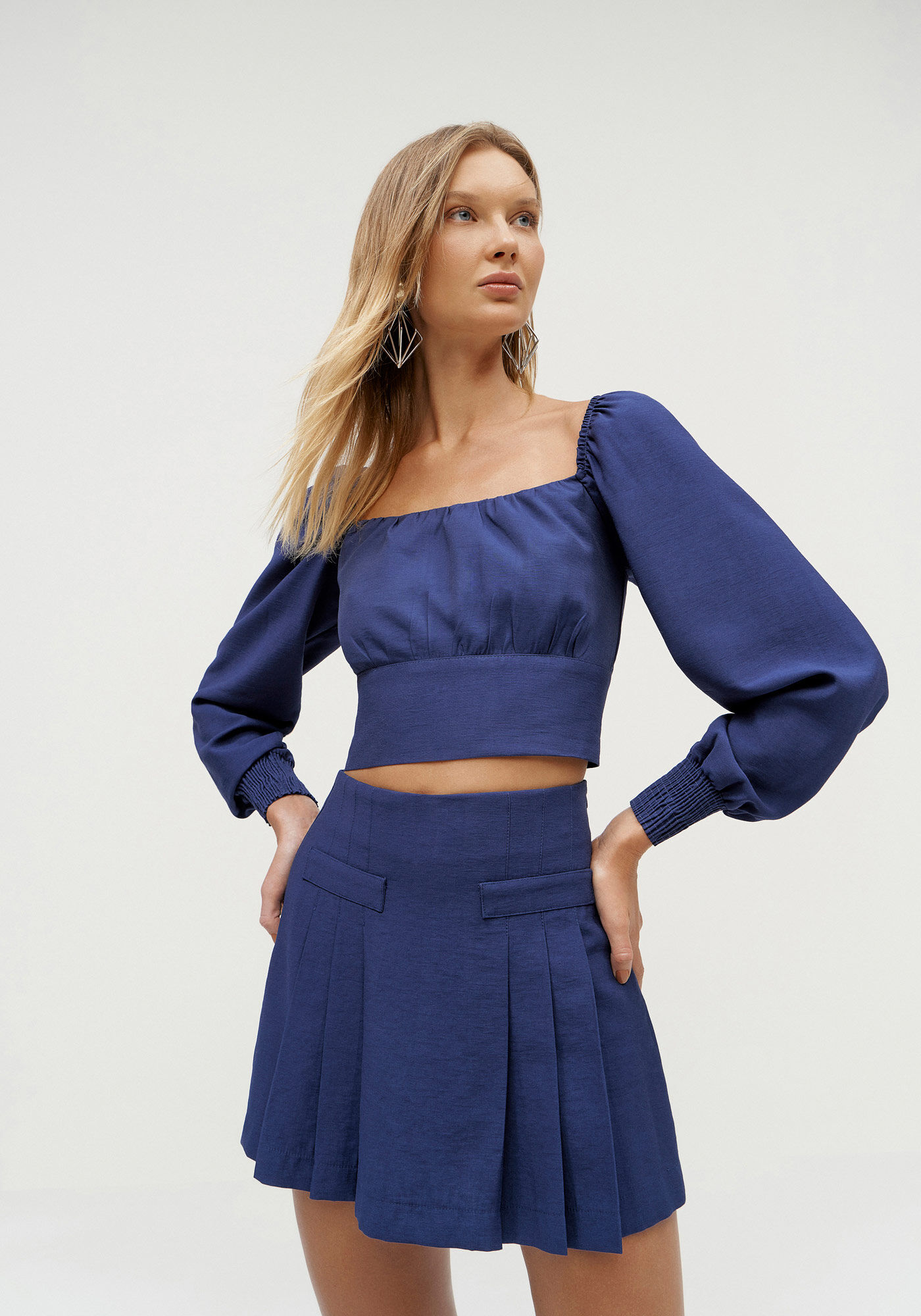 Shorts-Saia Cintura Alta com Pregas, AZUL AZULON, large.