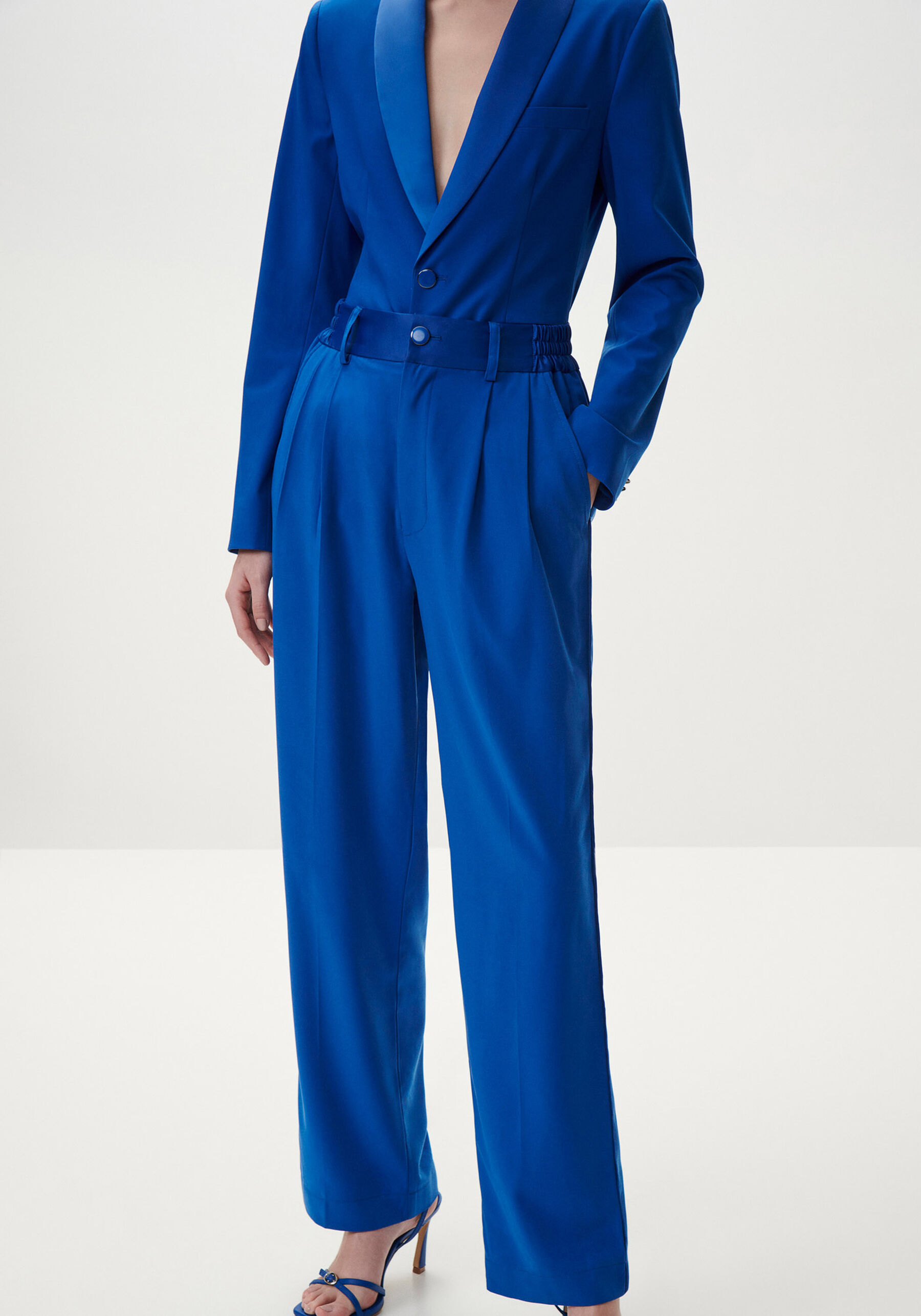Calça Reta Alfaiataria com Cintura Média, AZUL BLUE BELL. Calça Reta Alfaiataria com Cintura Média, AZUL BLUE BELL, large.