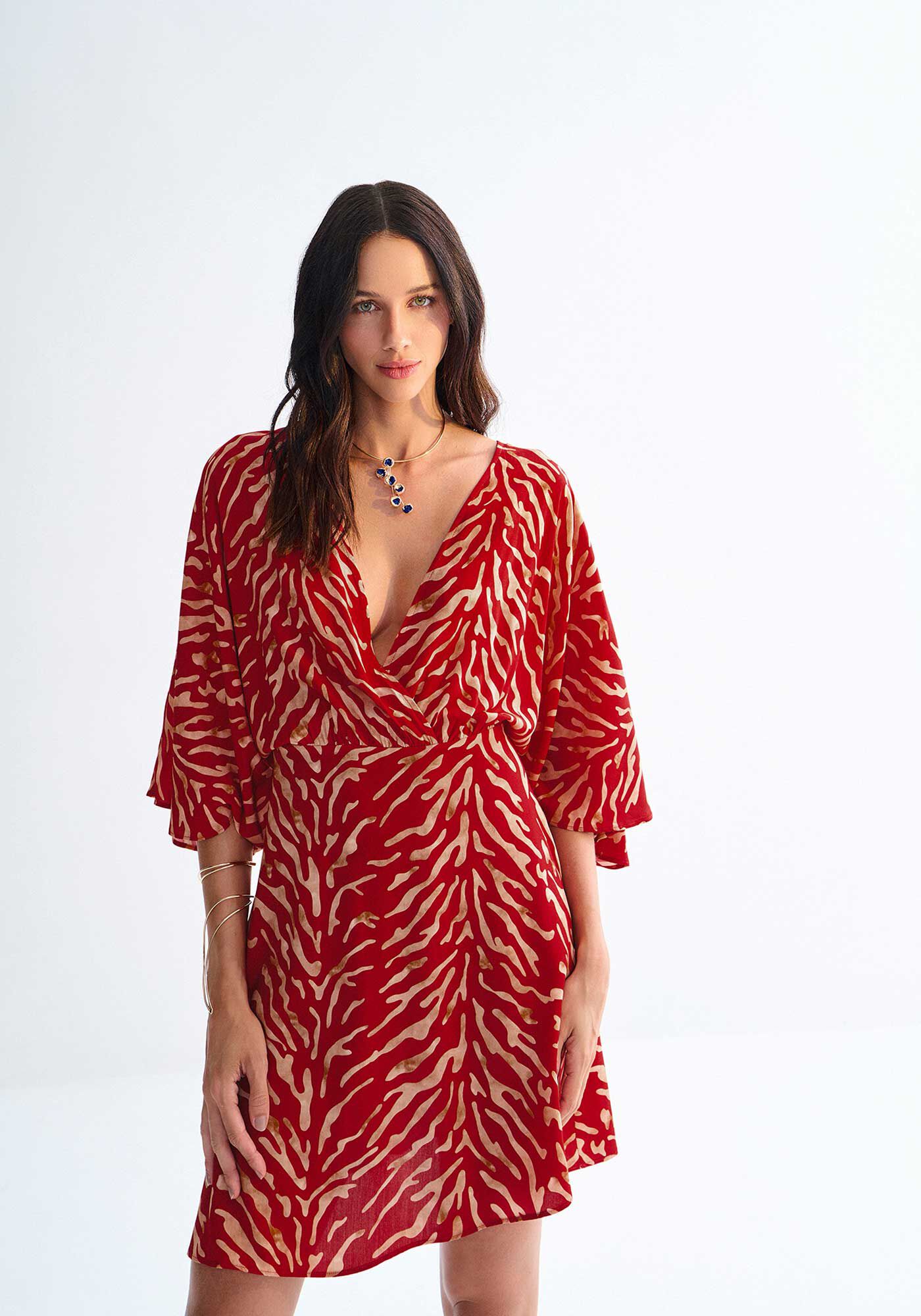 Vestido Curto em Viscose Estampado com Manga Flare, , large.