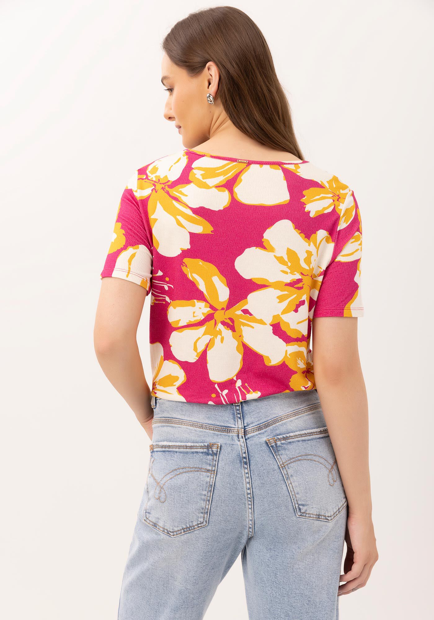 Blusa Manga Curta em Malha com Estampa M&aacute;xi Flores, , large.