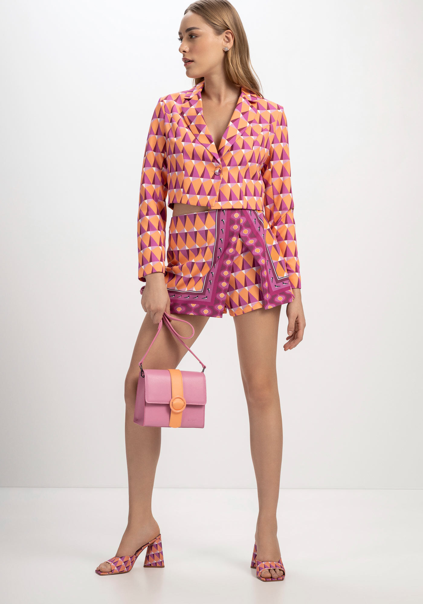 Blazer Cropped Estampado com Bot&atilde;o, ICEBERG, large.