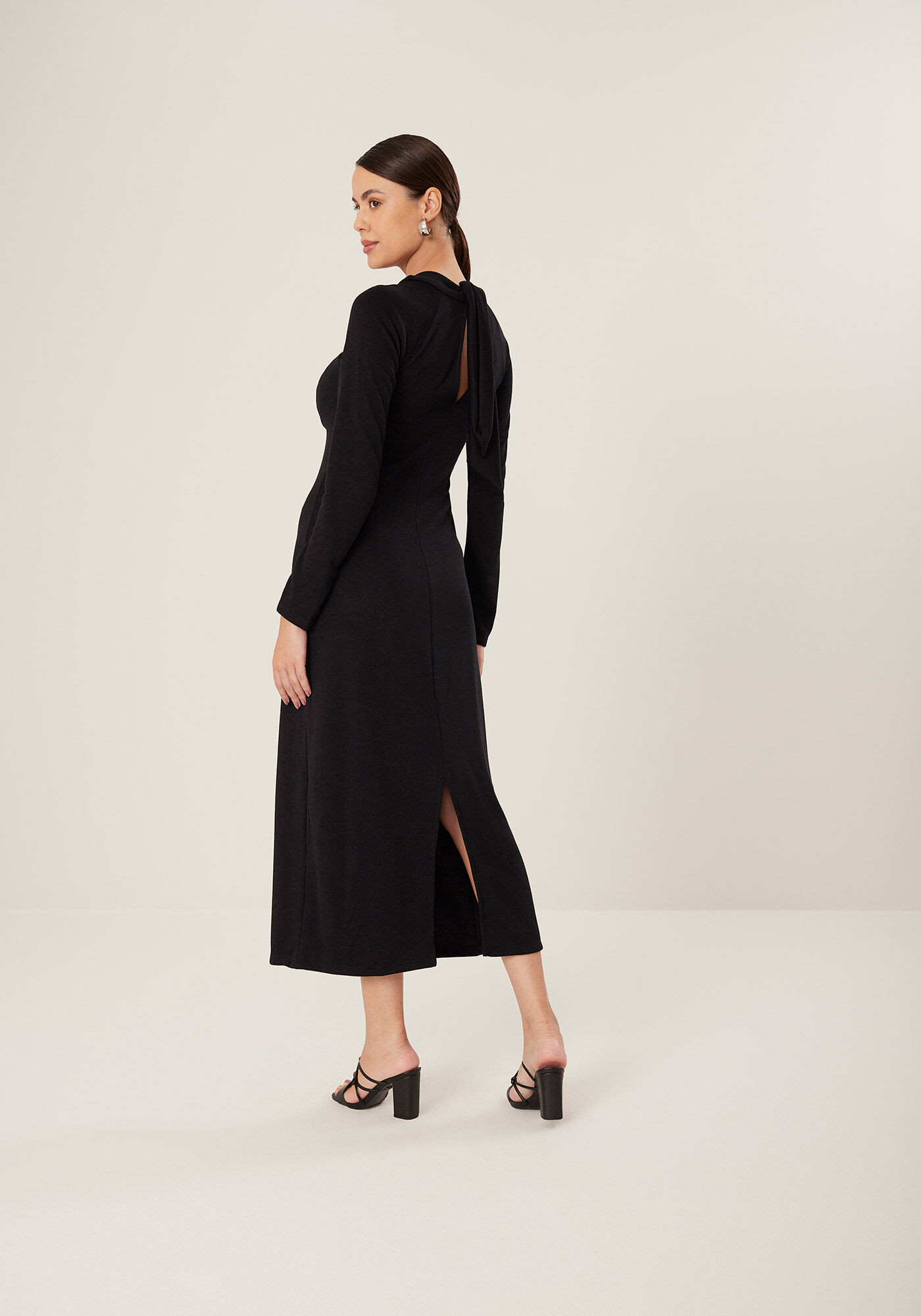 Vestido Midi Ch&aacute; De Mangas Longas Com Recortes Frontais, , large.