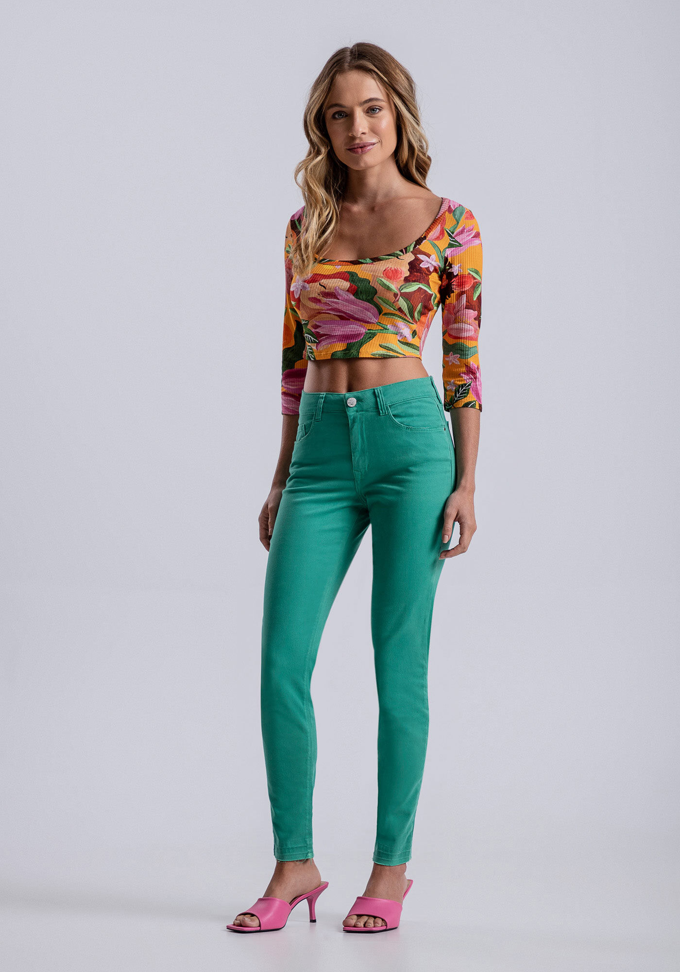 Blusa Cropped Canelada Manga 3/4 Estampada, , large.