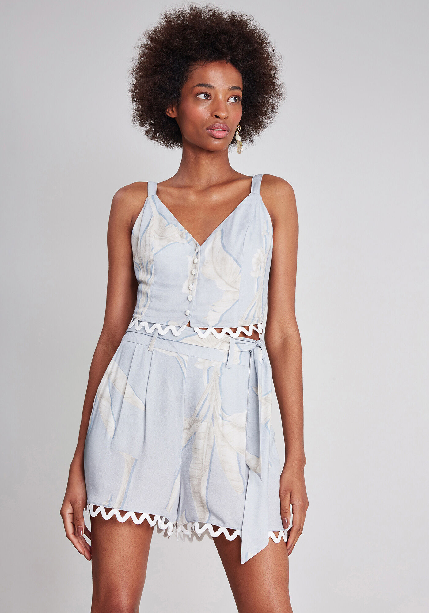 Blusa Cropped Bot&otilde;es Renda, , large.