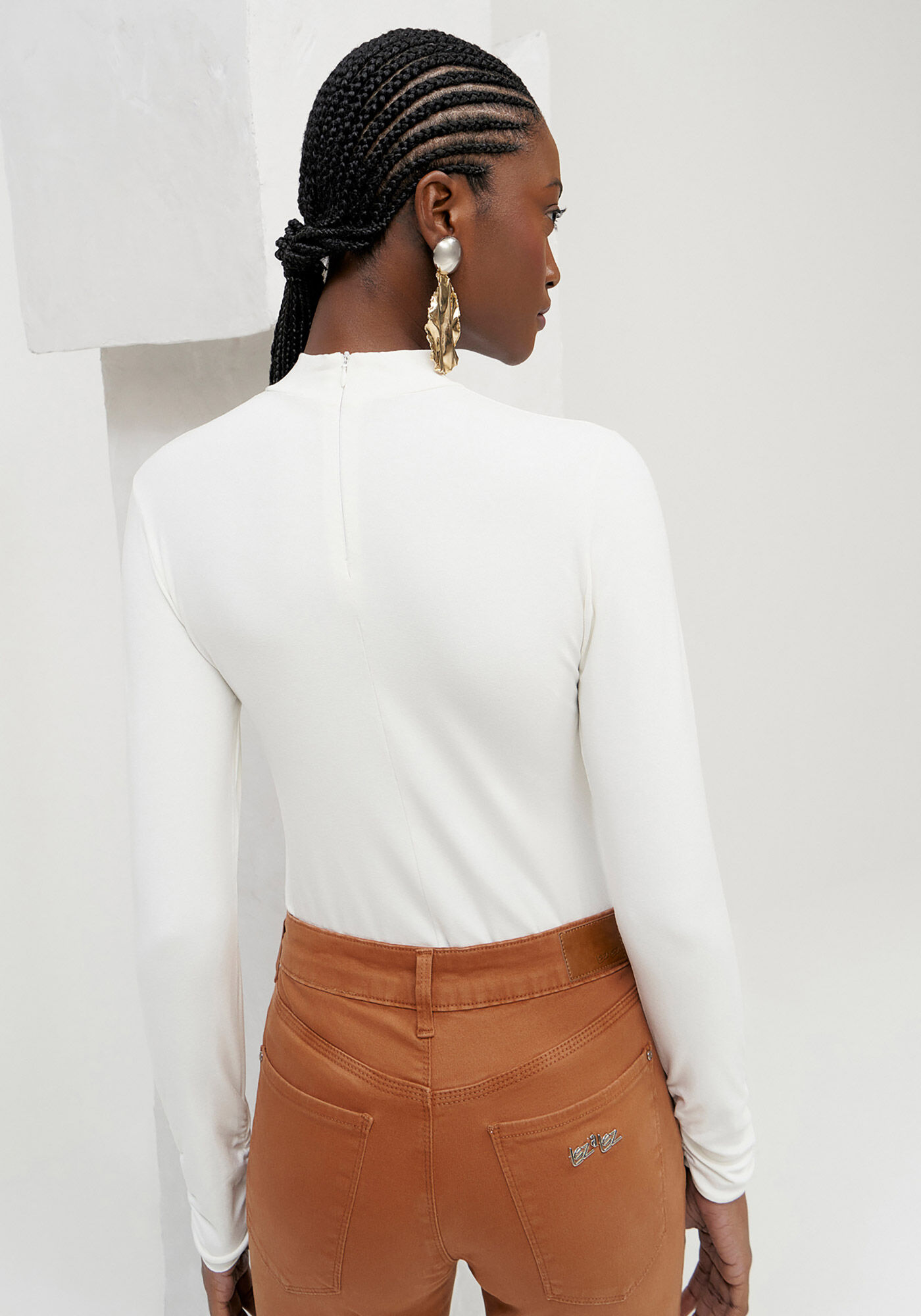 Blusa Manga Longa Franzida com Gola Alta, , large.