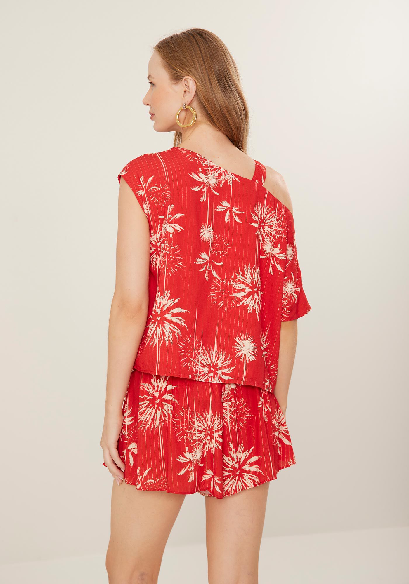 Blusa Assim&eacute;trica Estampada com Detalhe Ombro, DATE PALMS VERMELHO, large.