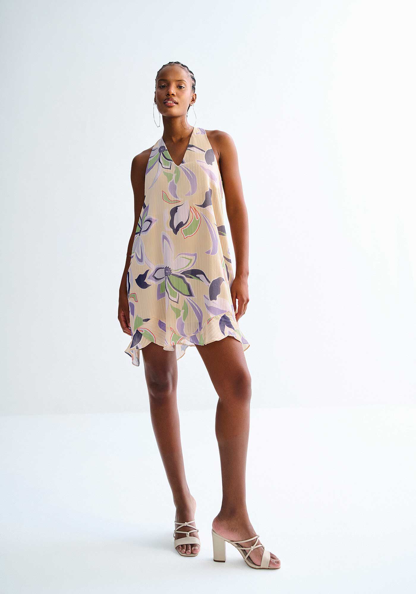 Vestido Curto Amplo em Tecido Risca de Giz Estampado, , large.