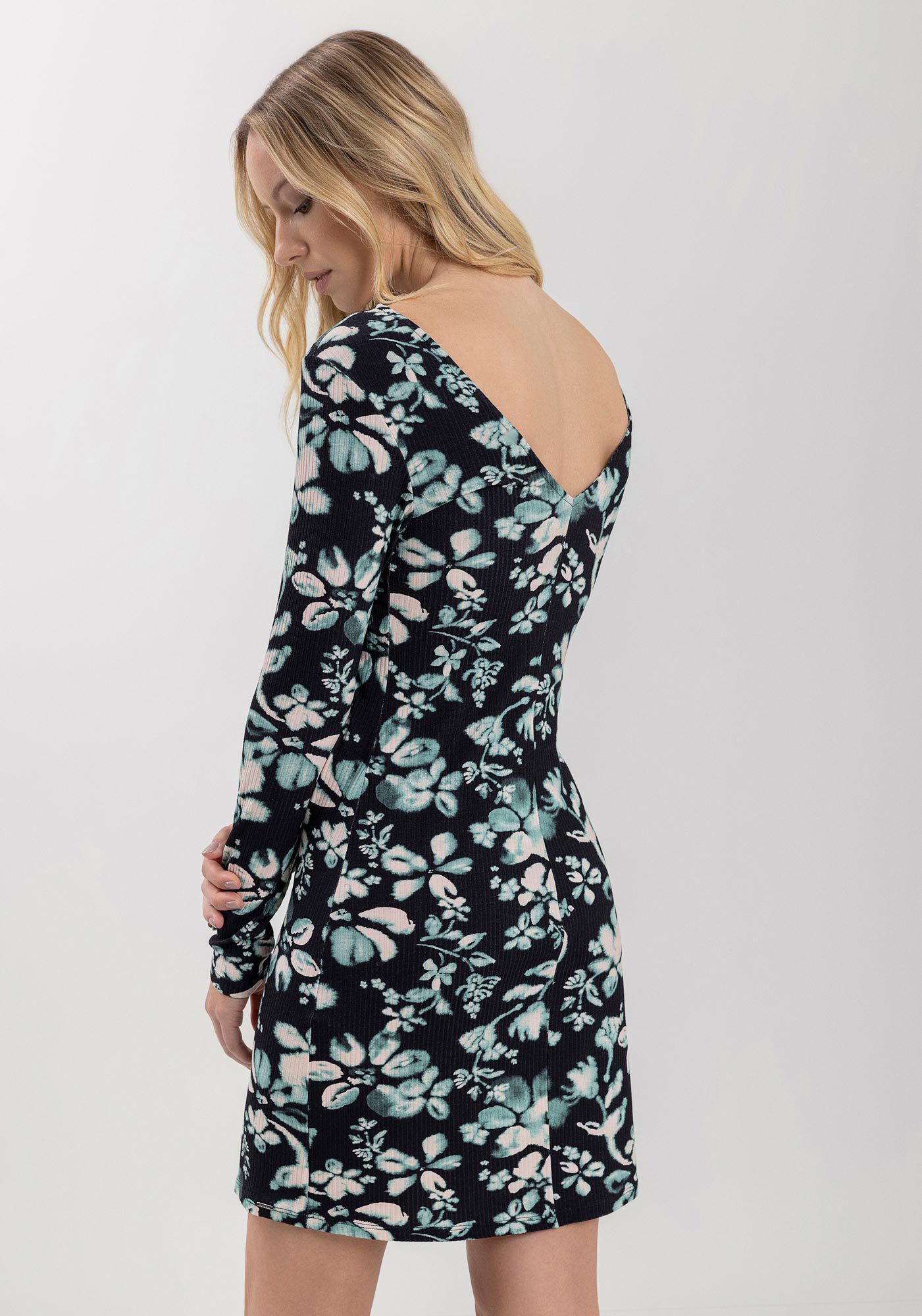 Vestido Curto Estampado De Mangas Longas Em Malha Canelada, , large.