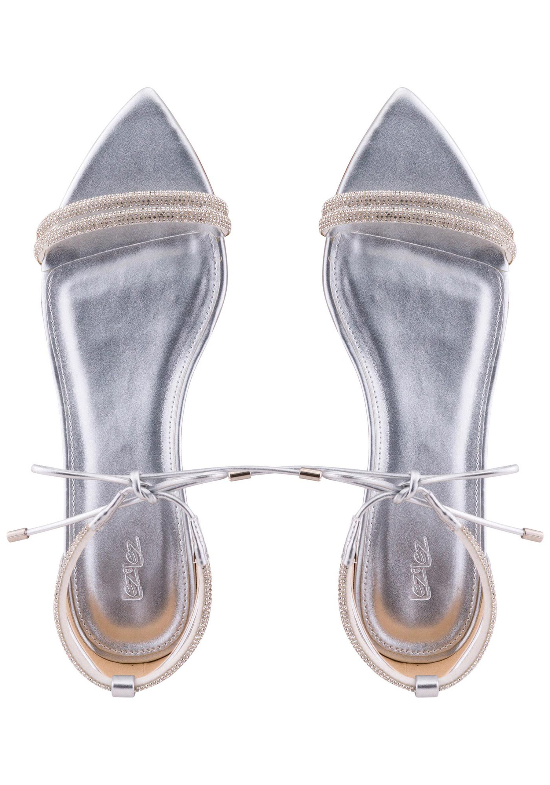 Sandália Rasteira Bico Fino com Strass, PRATA. Sandália Rasteira Bico Fino com Strass, PRATA, large.