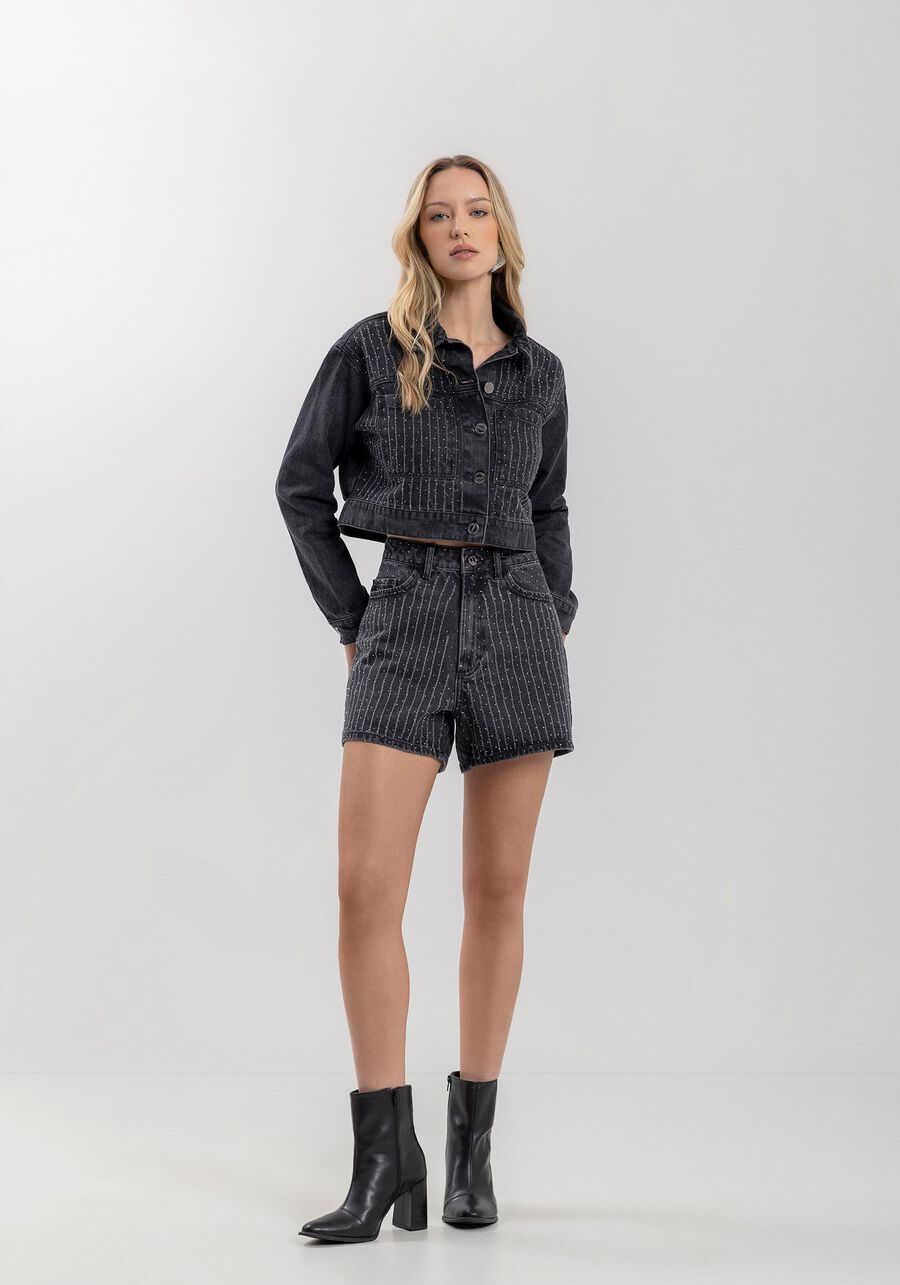 Shorts Mom Jeans Com Cintura Alta E Aplicações De Strass, PRETO. Shorts Mom Jeans Com Cintura Alta E Aplicações De Strass, PRETO, large.