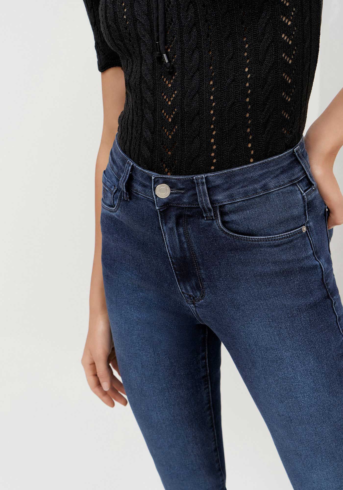 Cal&ccedil;a jeans Skinny Escura com Cintura Alta, , large.