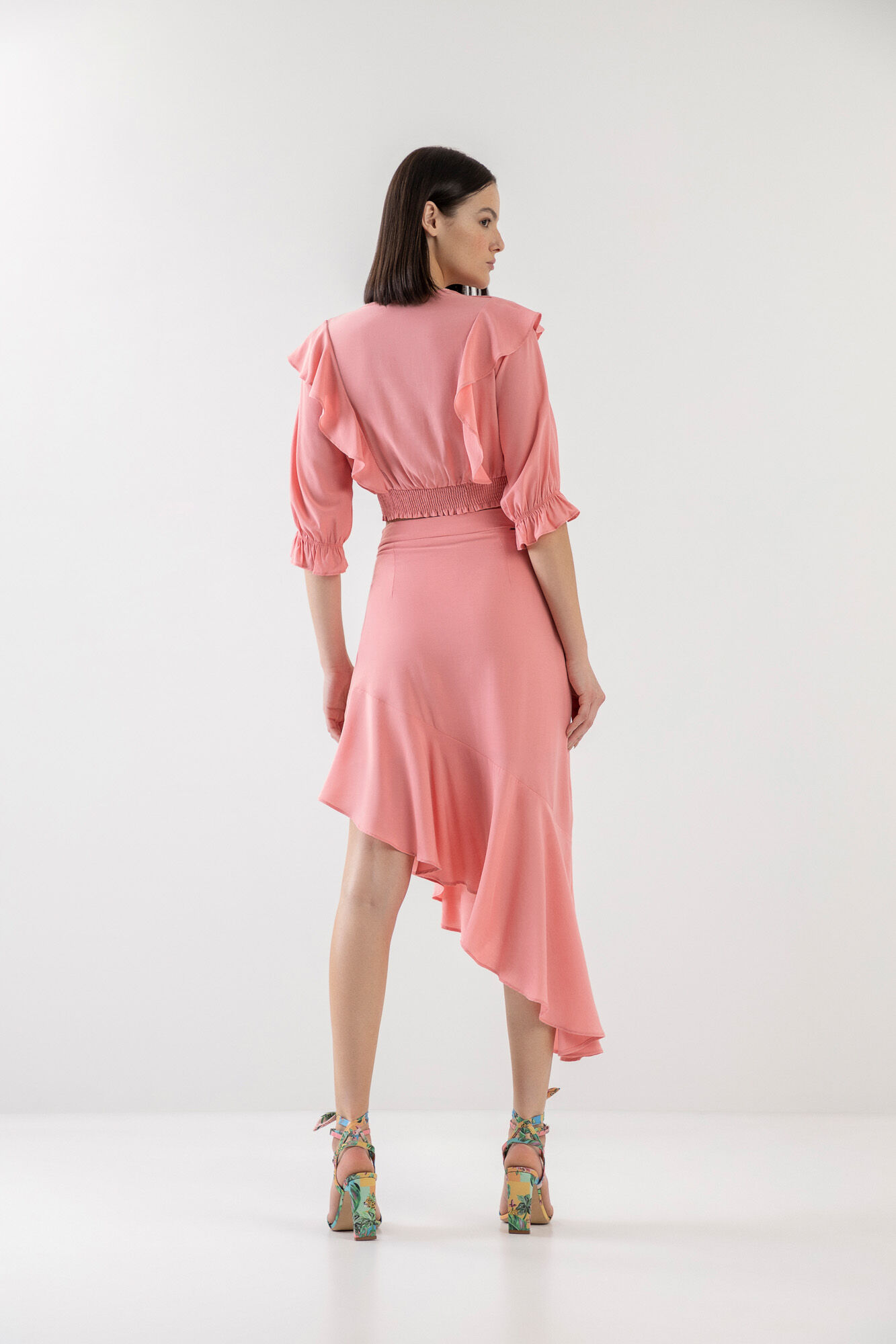 Saia Midi Assim&eacute;trica em Viscose com Babado, , large.