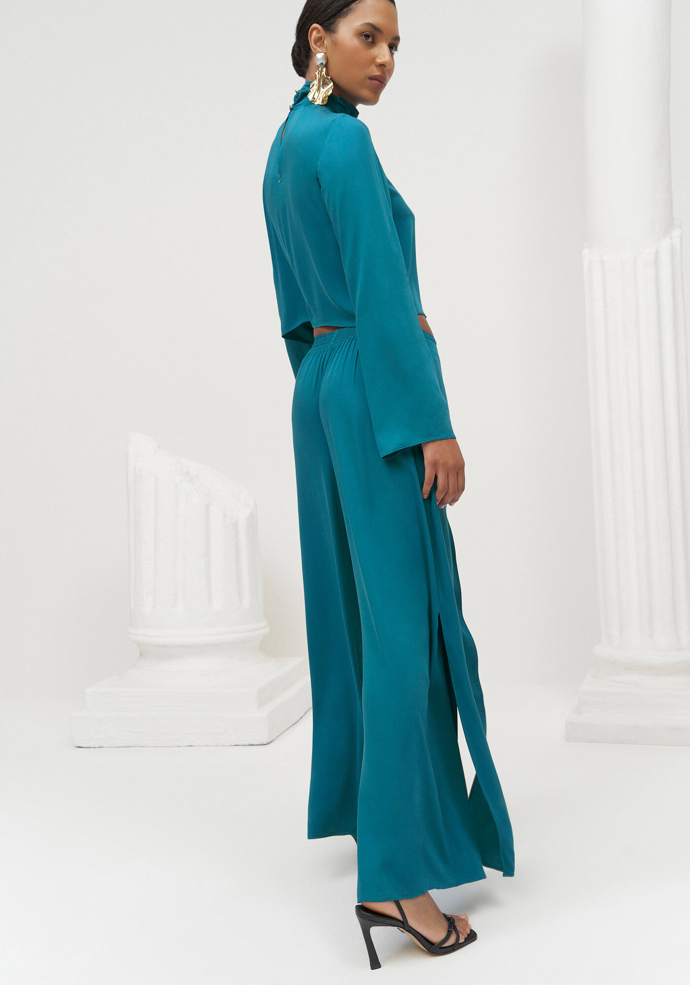 Conjunto com Blusa e Cal&ccedil;a Pantalona Sobreposta, , large.