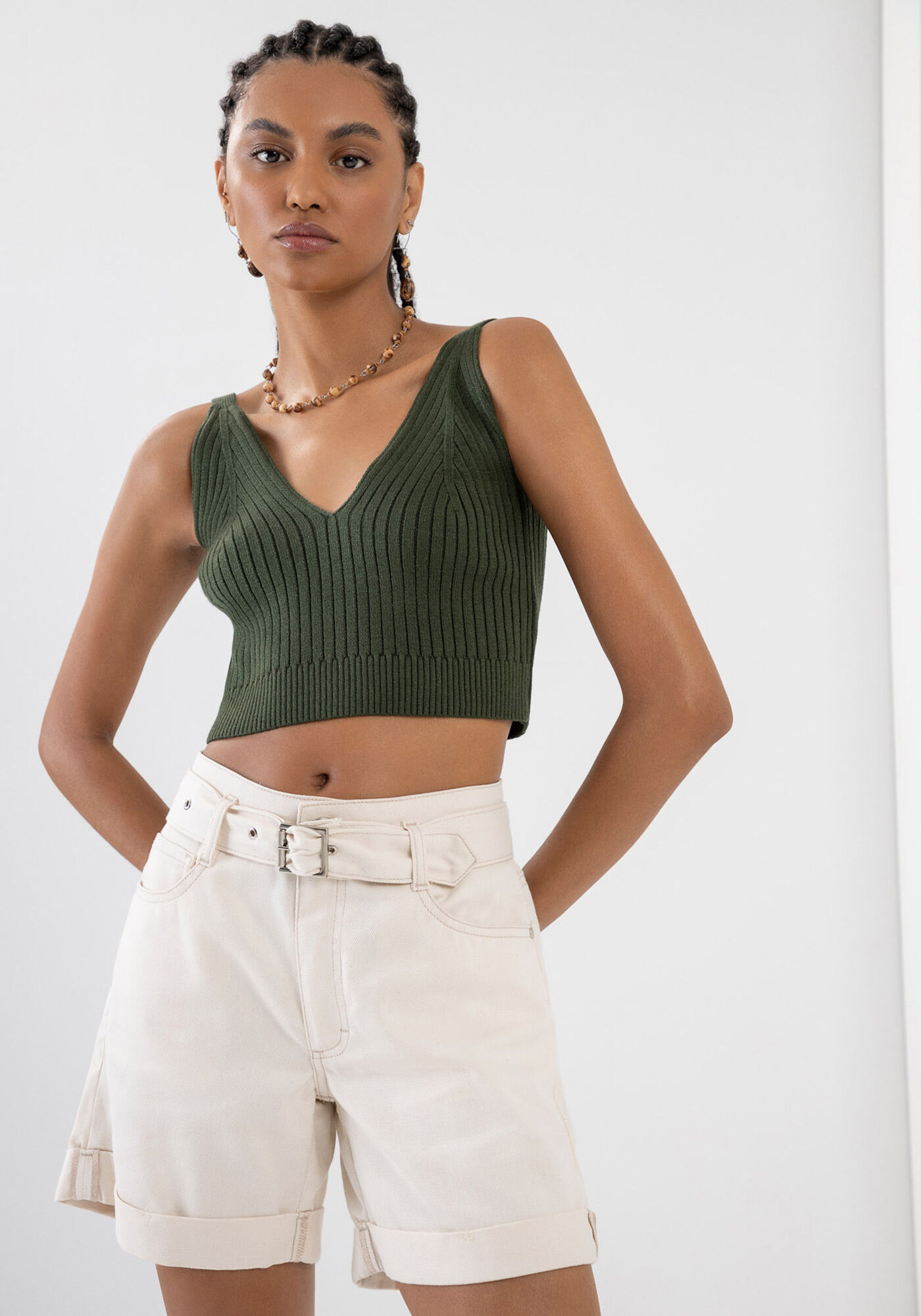 Bermuda Sarja Boyfriend Off White com Cinto, BRANCO OFF WHITE, large.