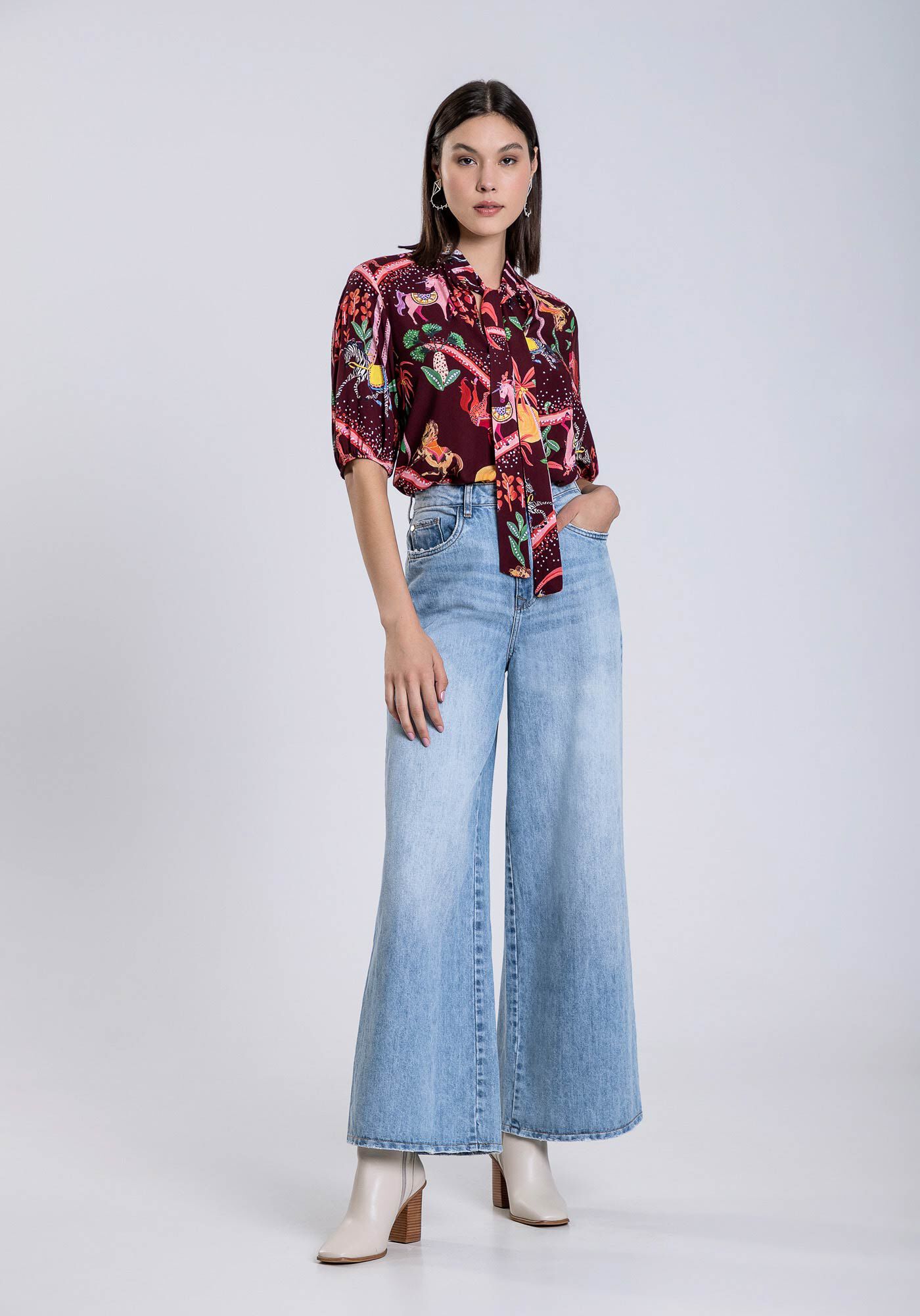 Blusa Ampla em Viscose com La&ccedil;o, NOITE ENCANTADA, large.