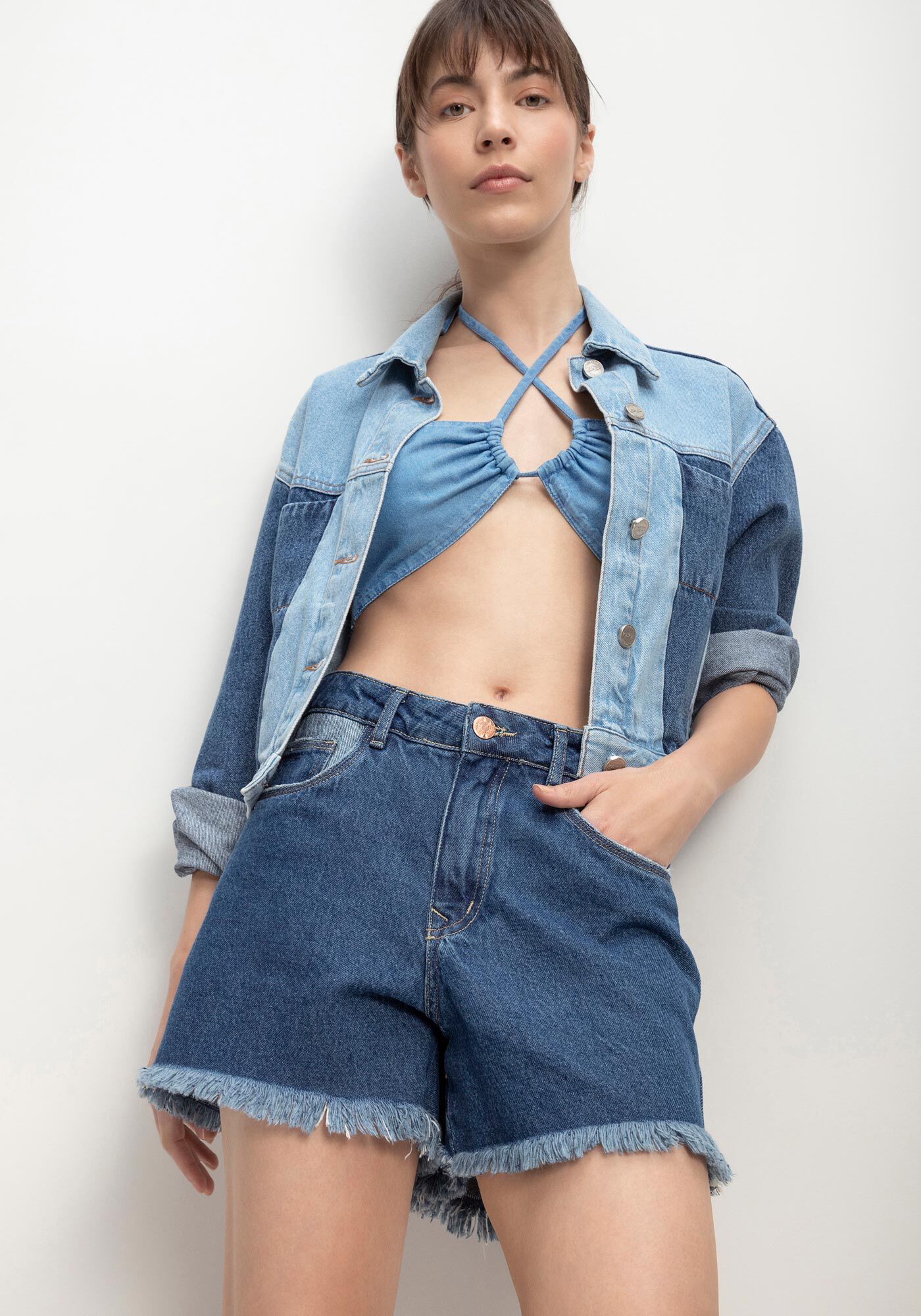 Shorts Jeans Sustent&aacute;vel com Recorte Bolso, , large.