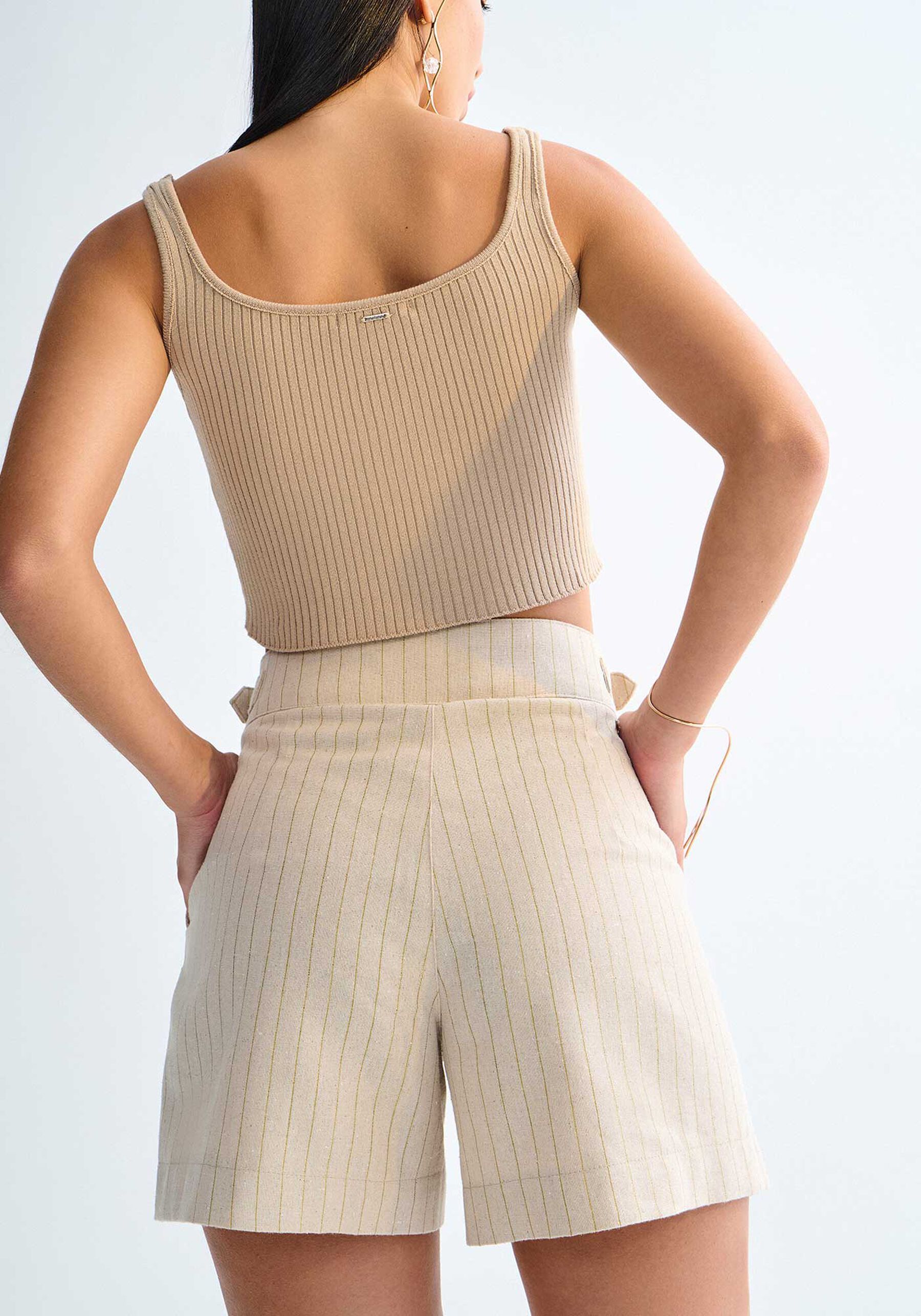 Shorts Cintura Alta em Linho Gold com Detalhe Cós, . Shorts Cintura Alta em Linho Gold com Detalhe Cós, , large.