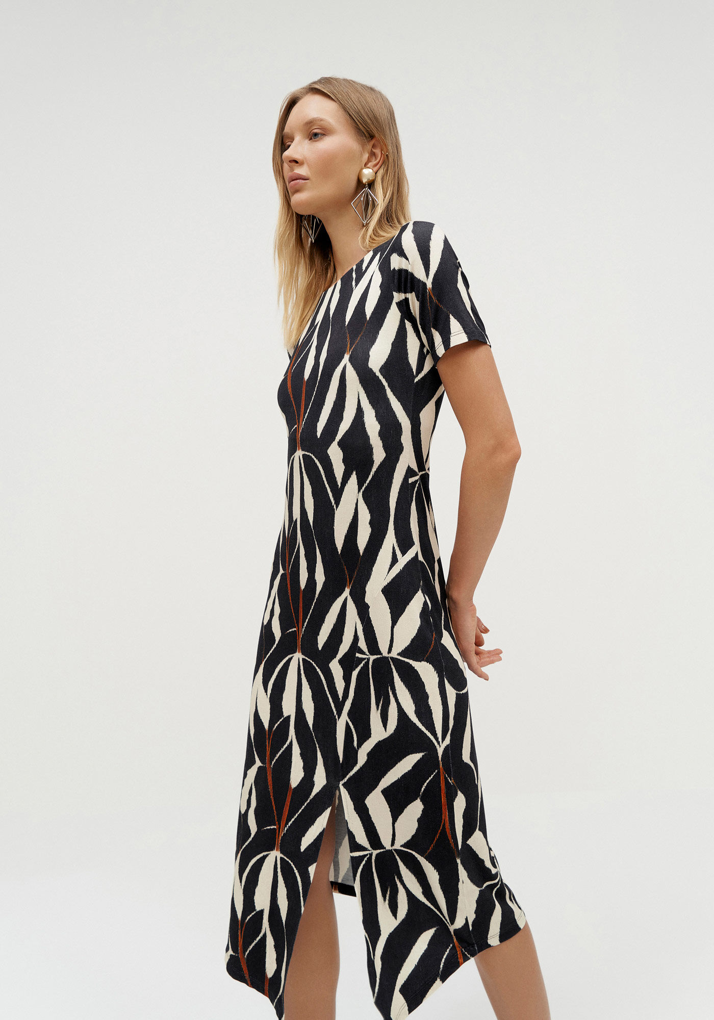 Vestido Midi Estampado em Malha Viscose com Fenda, ABSTRACT, large.