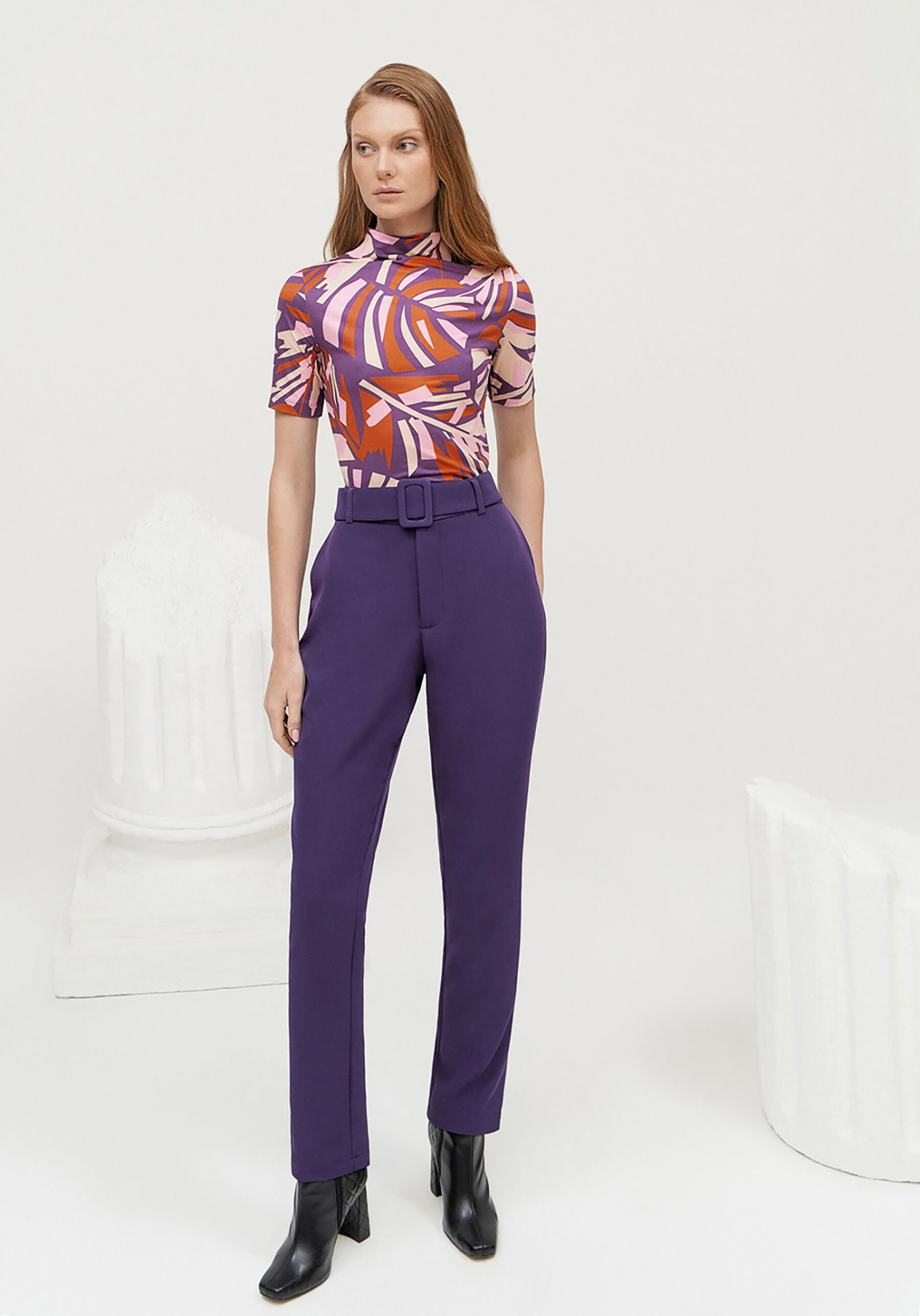 Blusa Gola Alta em Malha Aveludada Estampada, . Blusa Gola Alta em Malha Aveludada Estampada, , large.