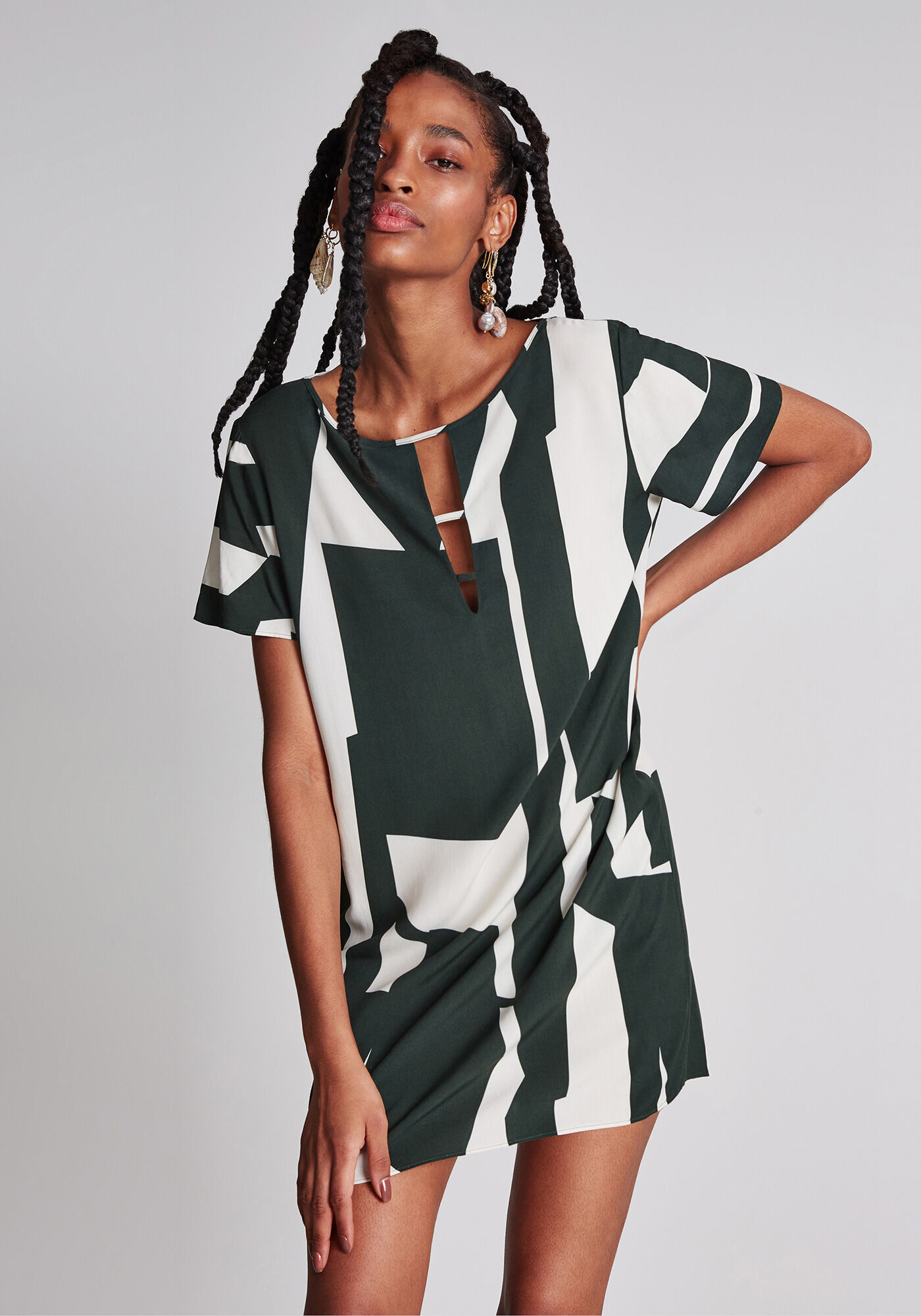 Vestido Reto Recorte Decote, , large.