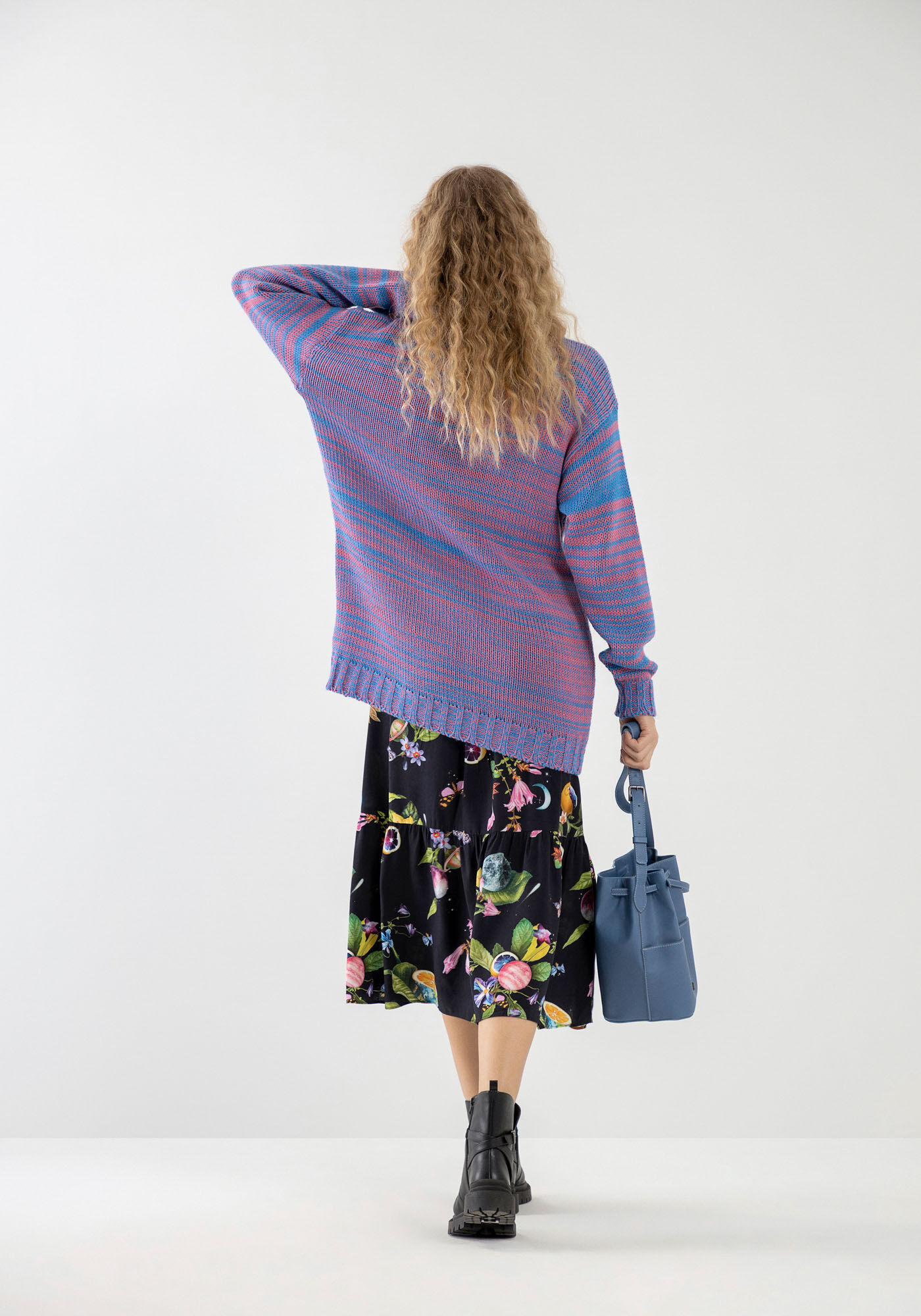 Blus&atilde;o Alongado em Tric&ocirc; Listrado, , large.