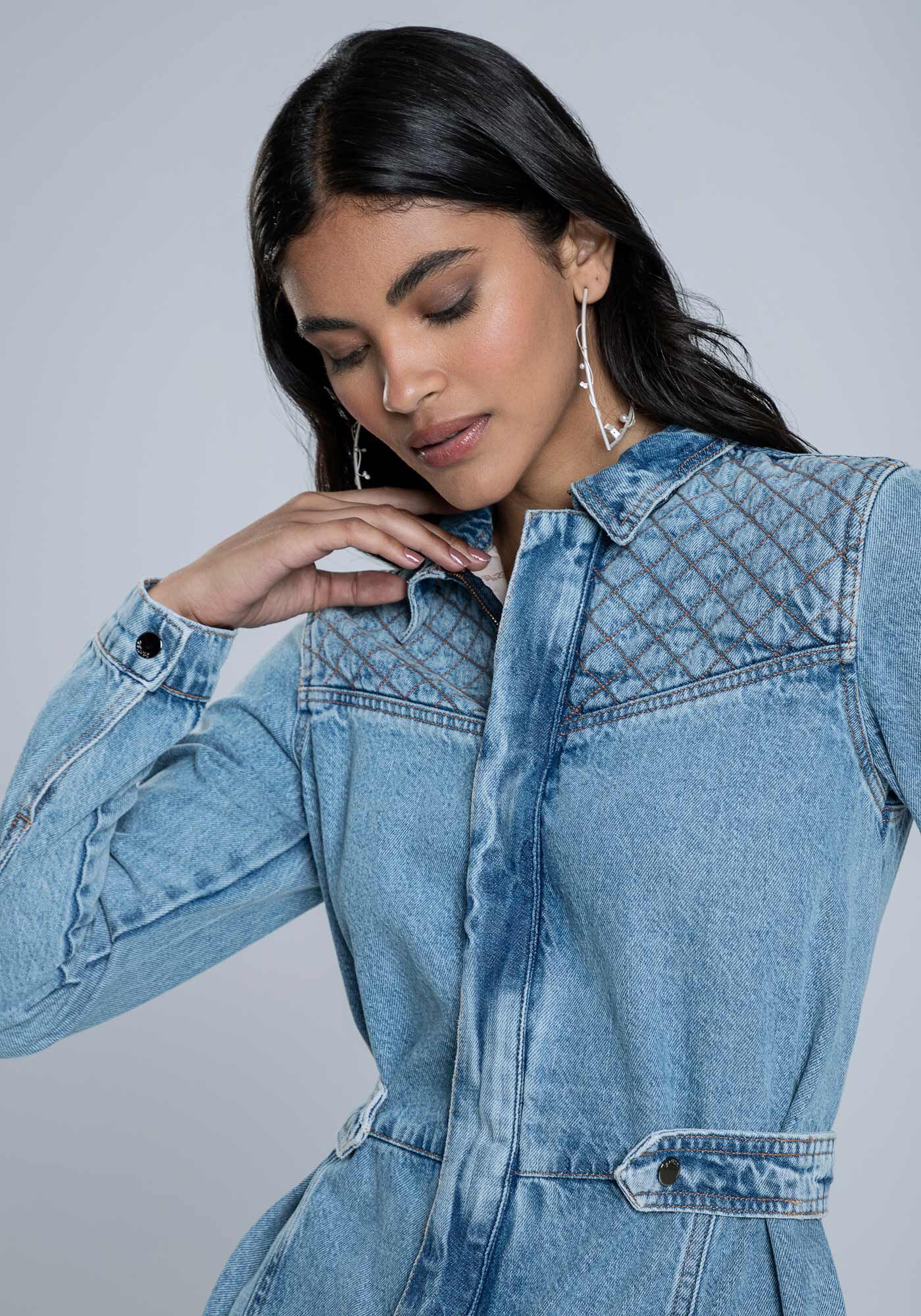 Macac&atilde;o Jeans Longo Matelass&ecirc; e Cinto, JEANS, large.