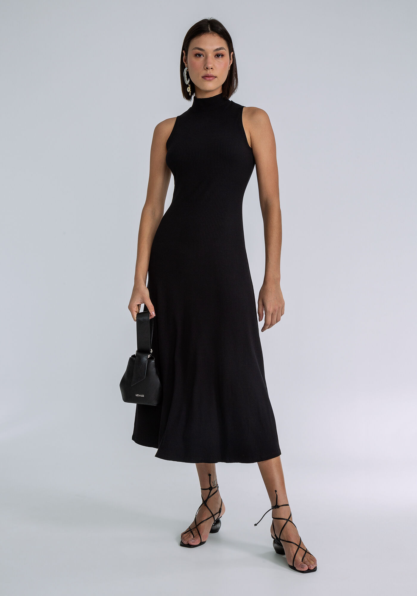 Vestido M di Gola Alta Canelado Lez a Lez