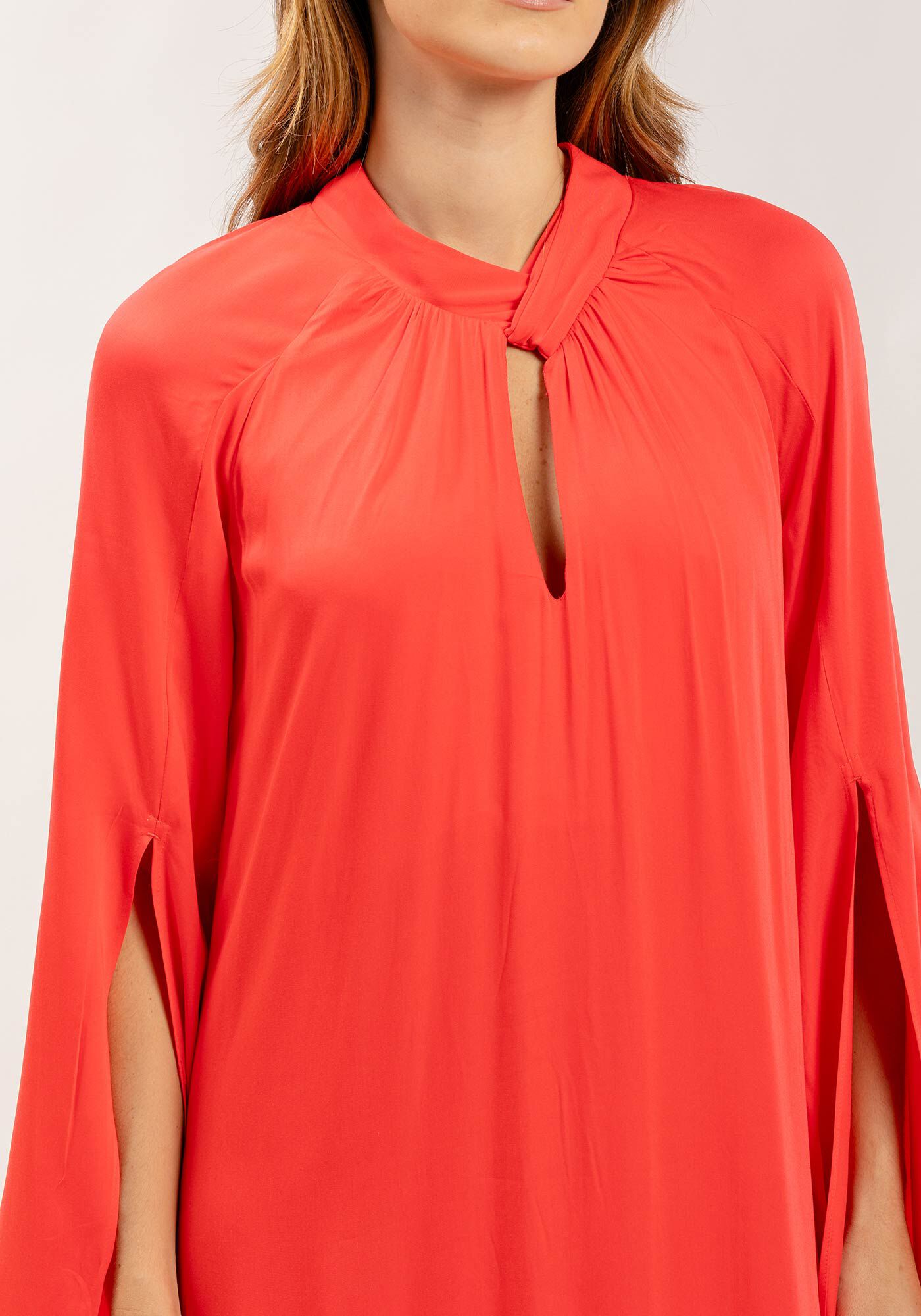 Vestido Midi Amplo com Abertura Mangas, , large.