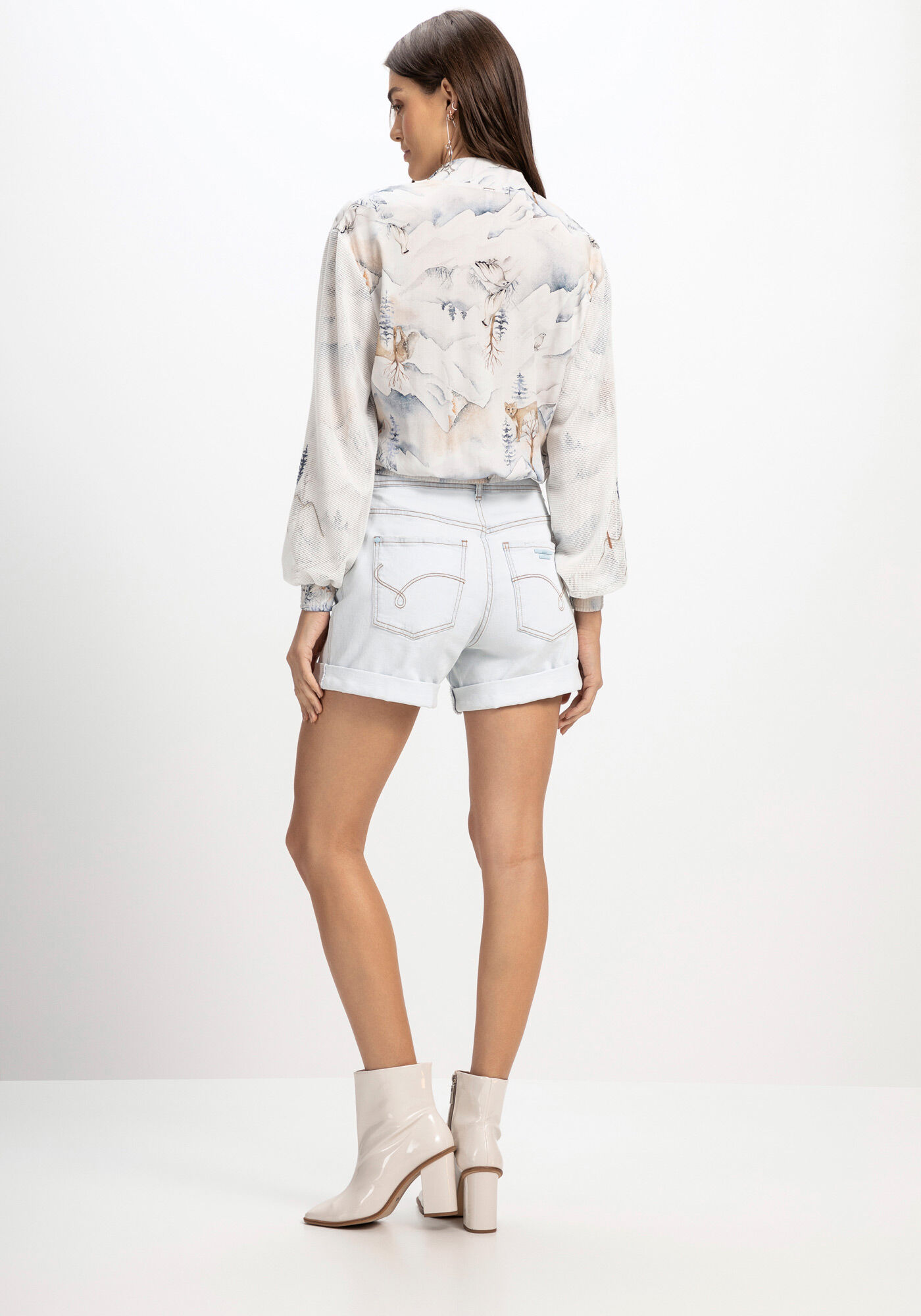 Bermuda Jeans Boyfriend com Len&ccedil;o Estampado, , large.