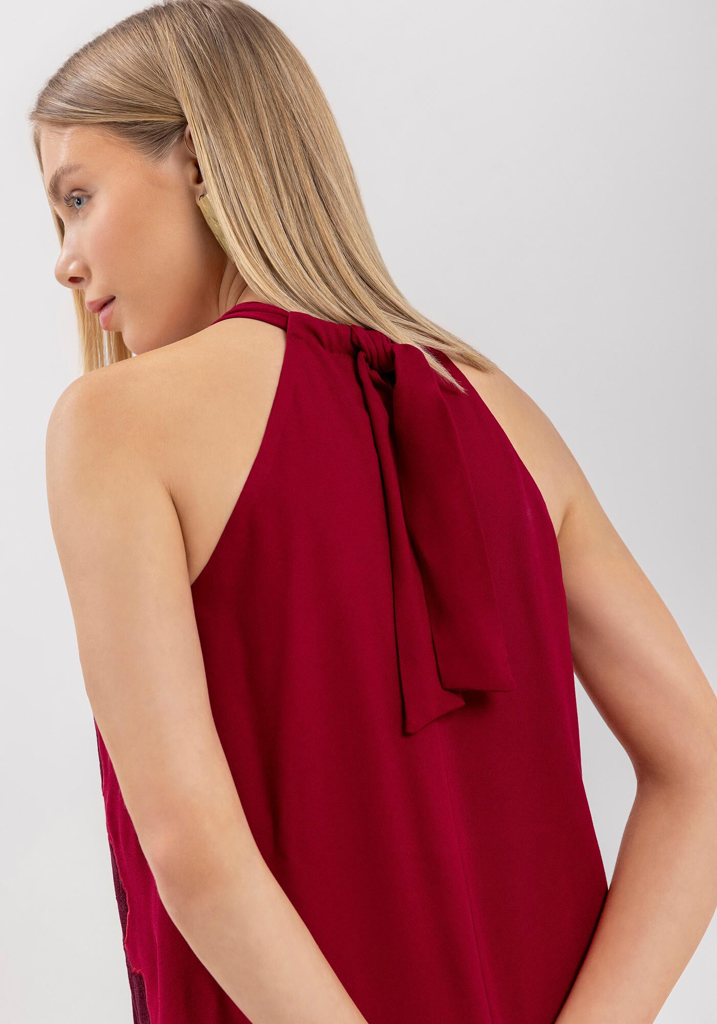 Blusa Fluida Sem Mangas Em Crepe De Viscose Com Bordados, , large.