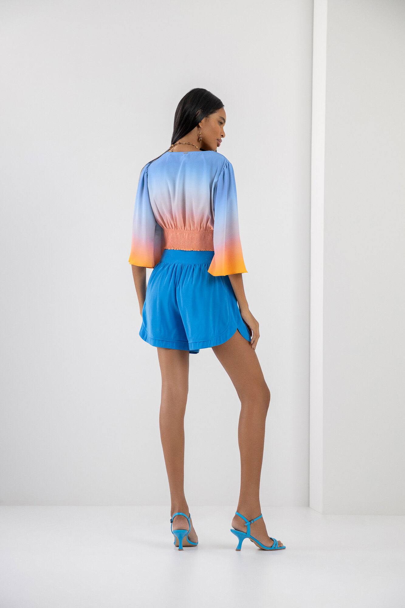 Shorts Cintura Alta com Recorte e Cadar&ccedil;o, AZUL BAIANO, large.